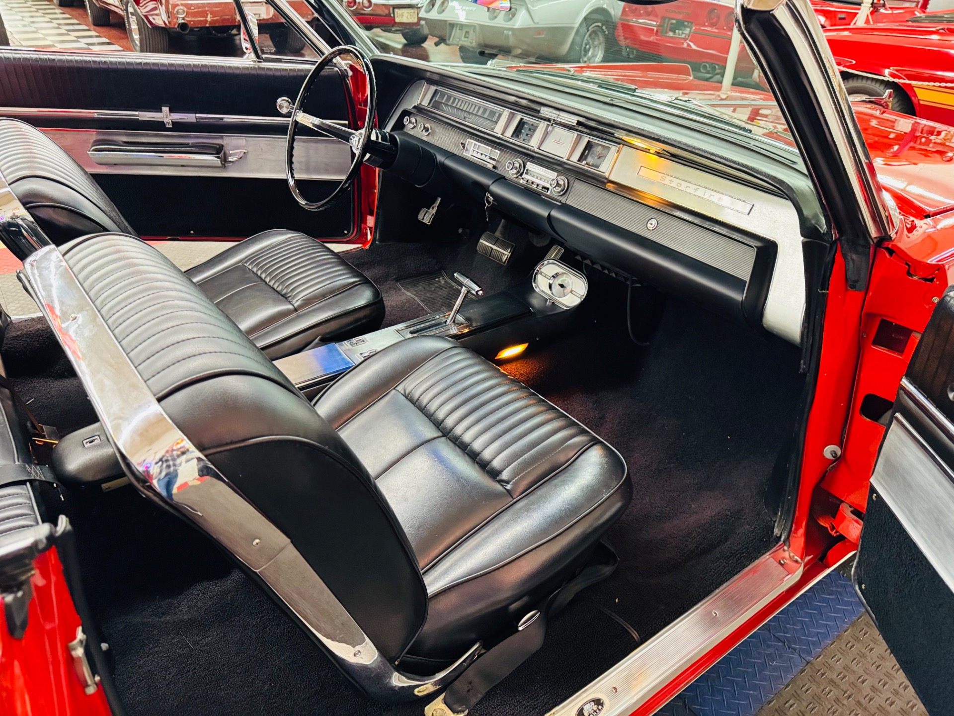 1963 Oldsmobile Starfire 43