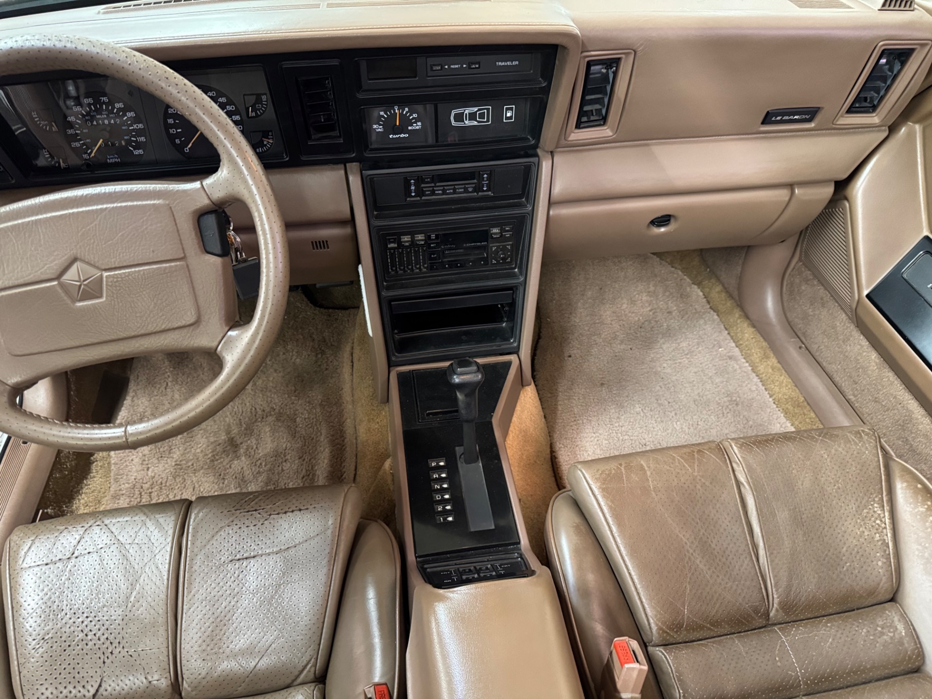 1989 Chrysler Le Baron 33