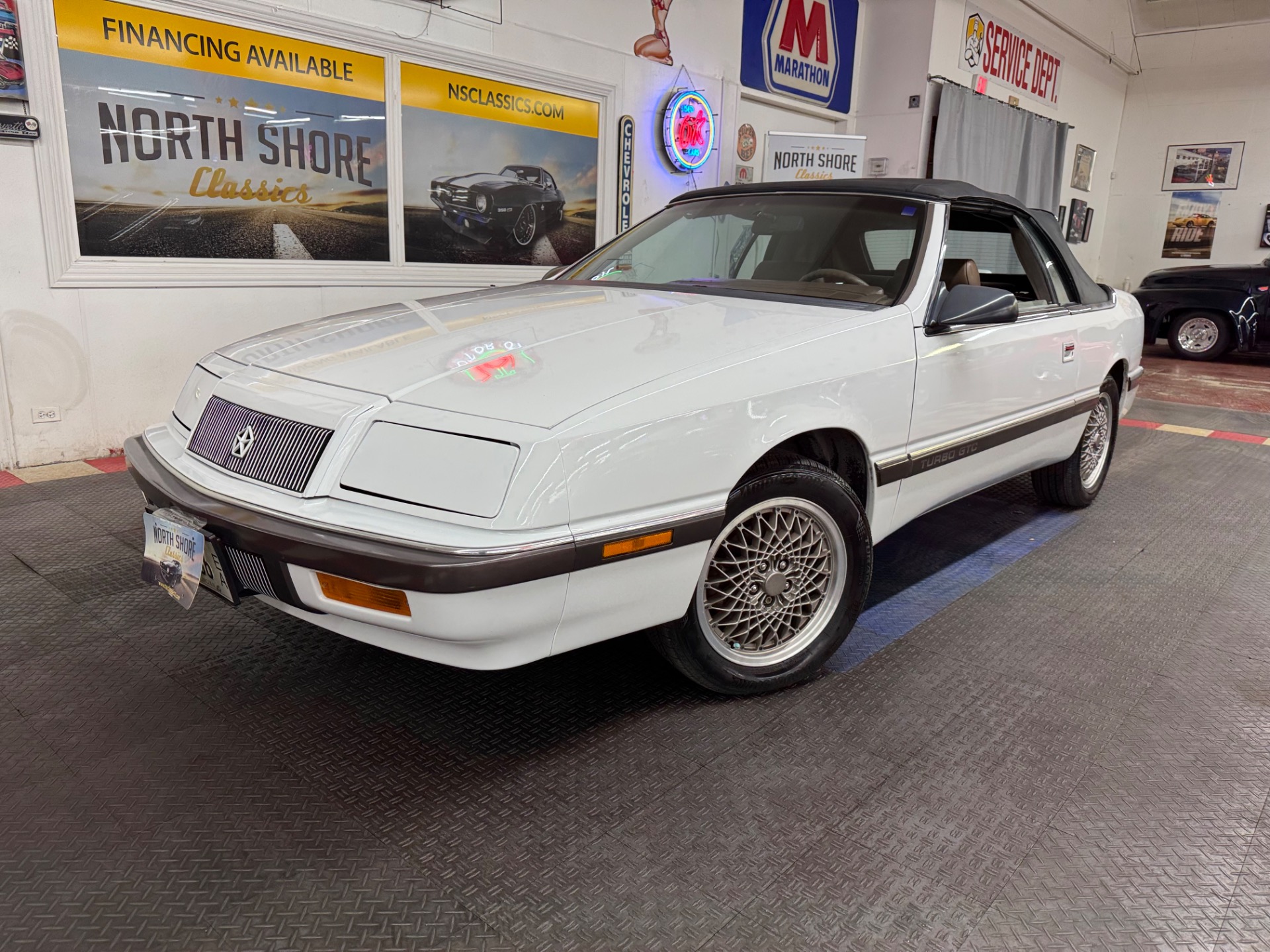1989 Chrysler Le Baron 3