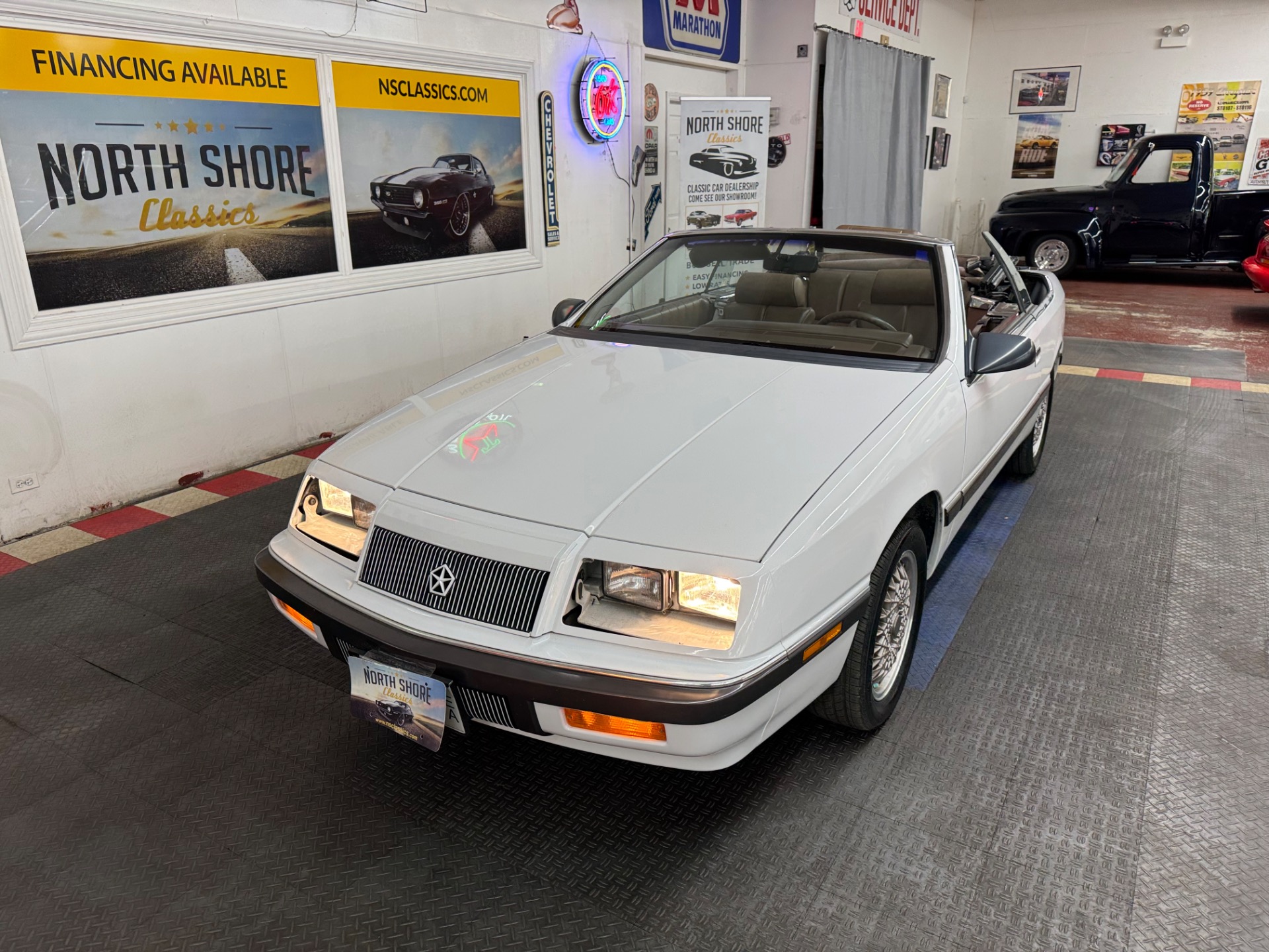 1989 Chrysler Le Baron 54