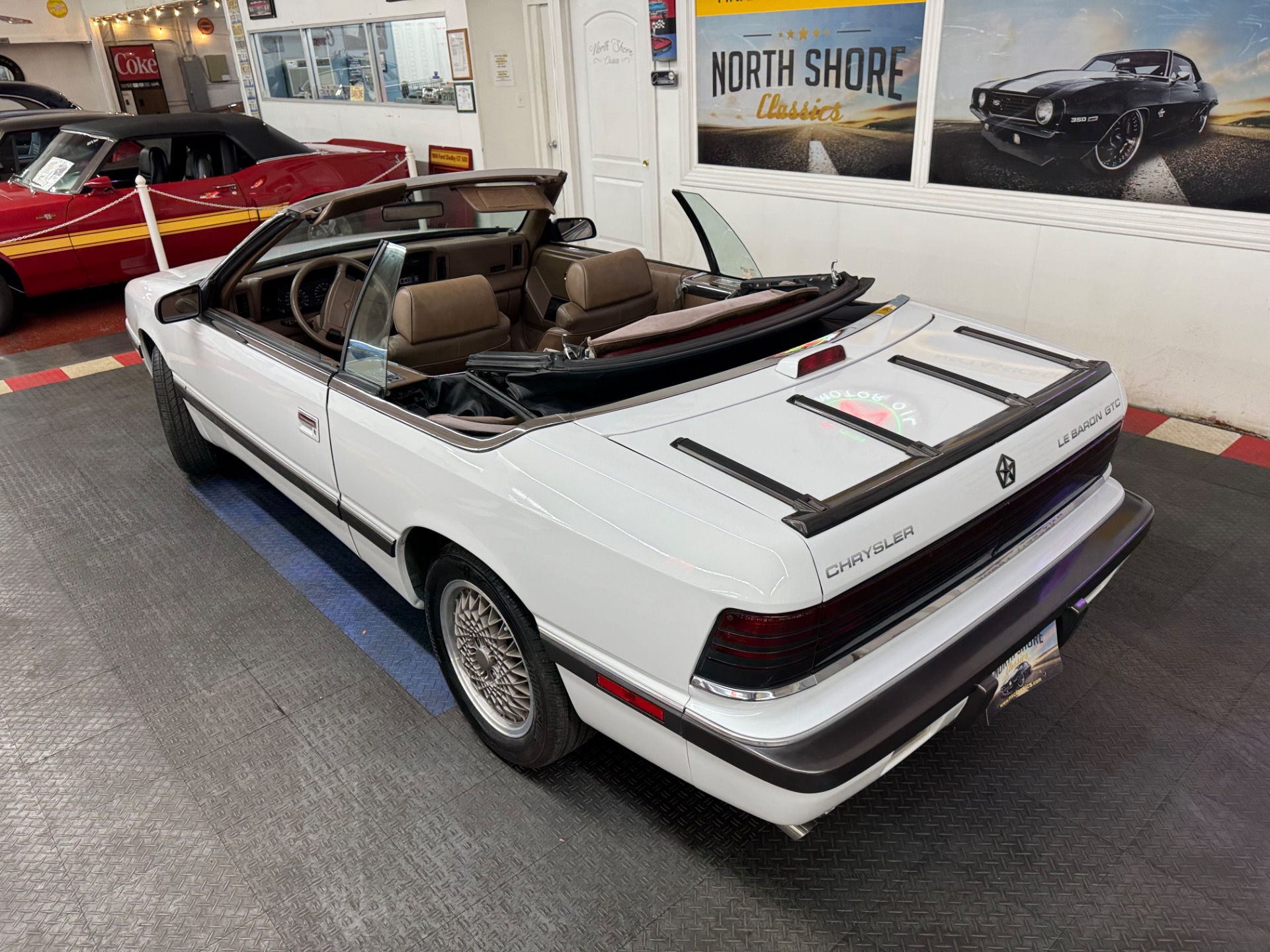 1989 Chrysler Le Baron 7