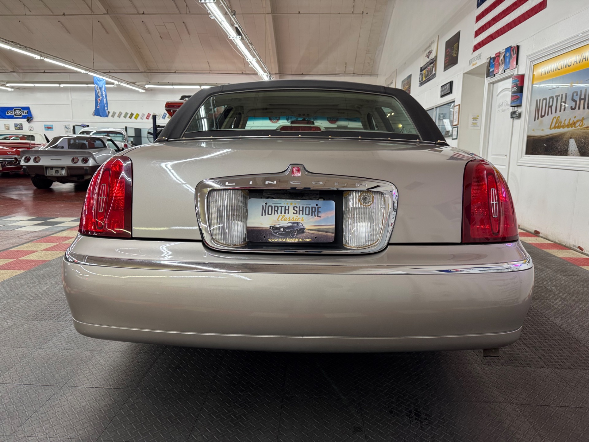 Used 2000 Lincoln Town Car - SIGNATURE SERIES - LOW MILES -SEE VIDEO | Mundelein, IL