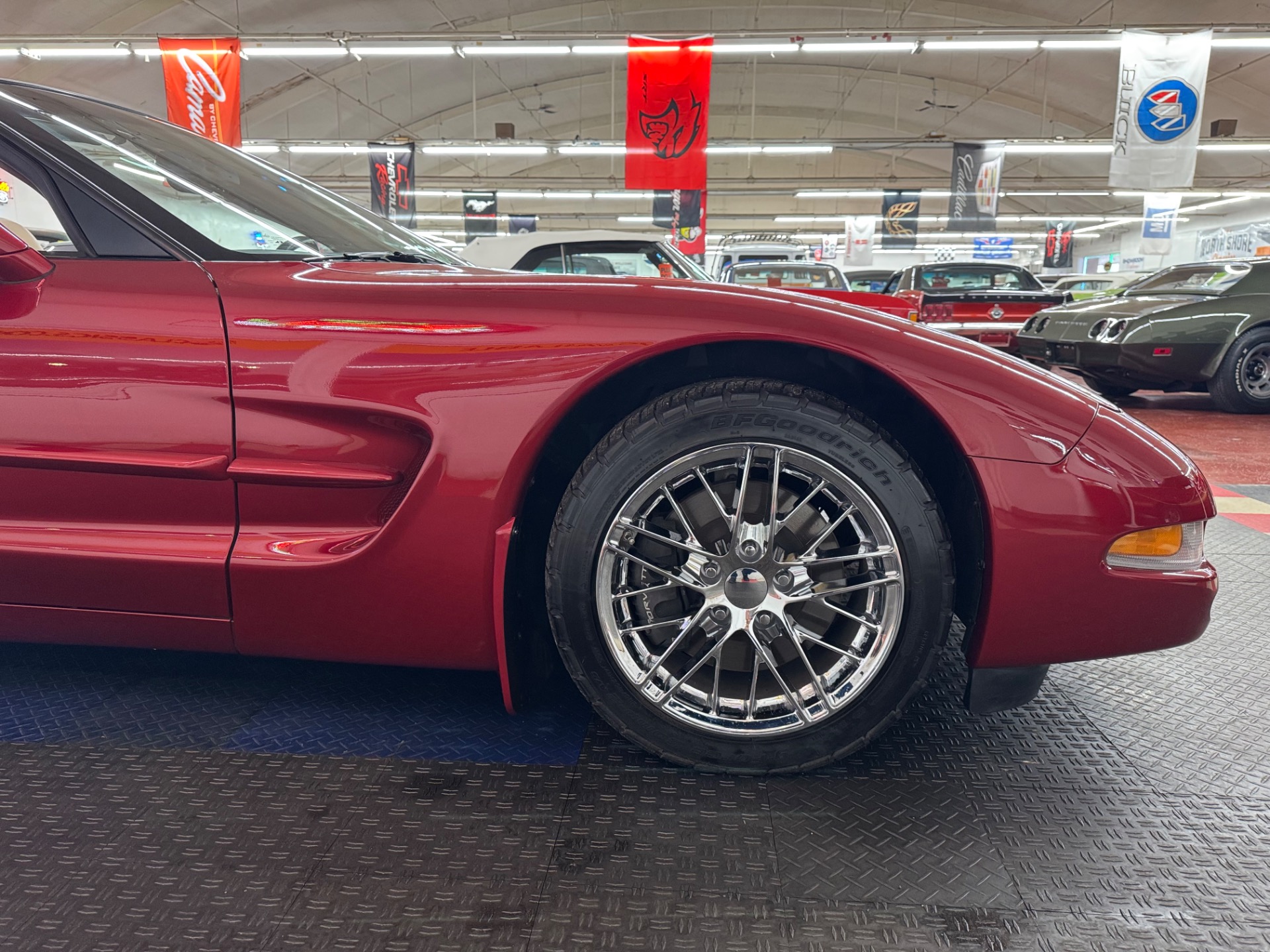 1999 Chevrolet Corvette 24