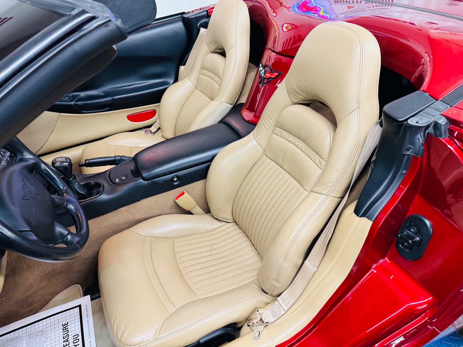1999 Chevrolet Corvette 32
