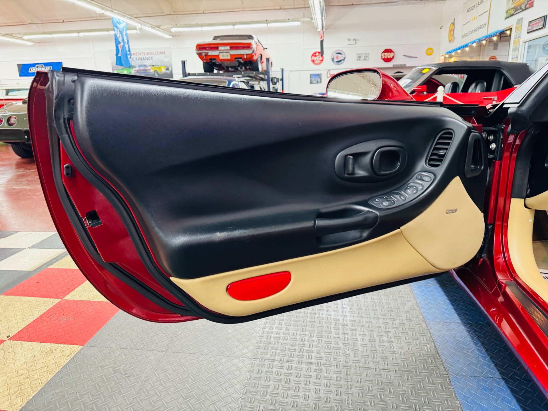 1999 Chevrolet Corvette 34