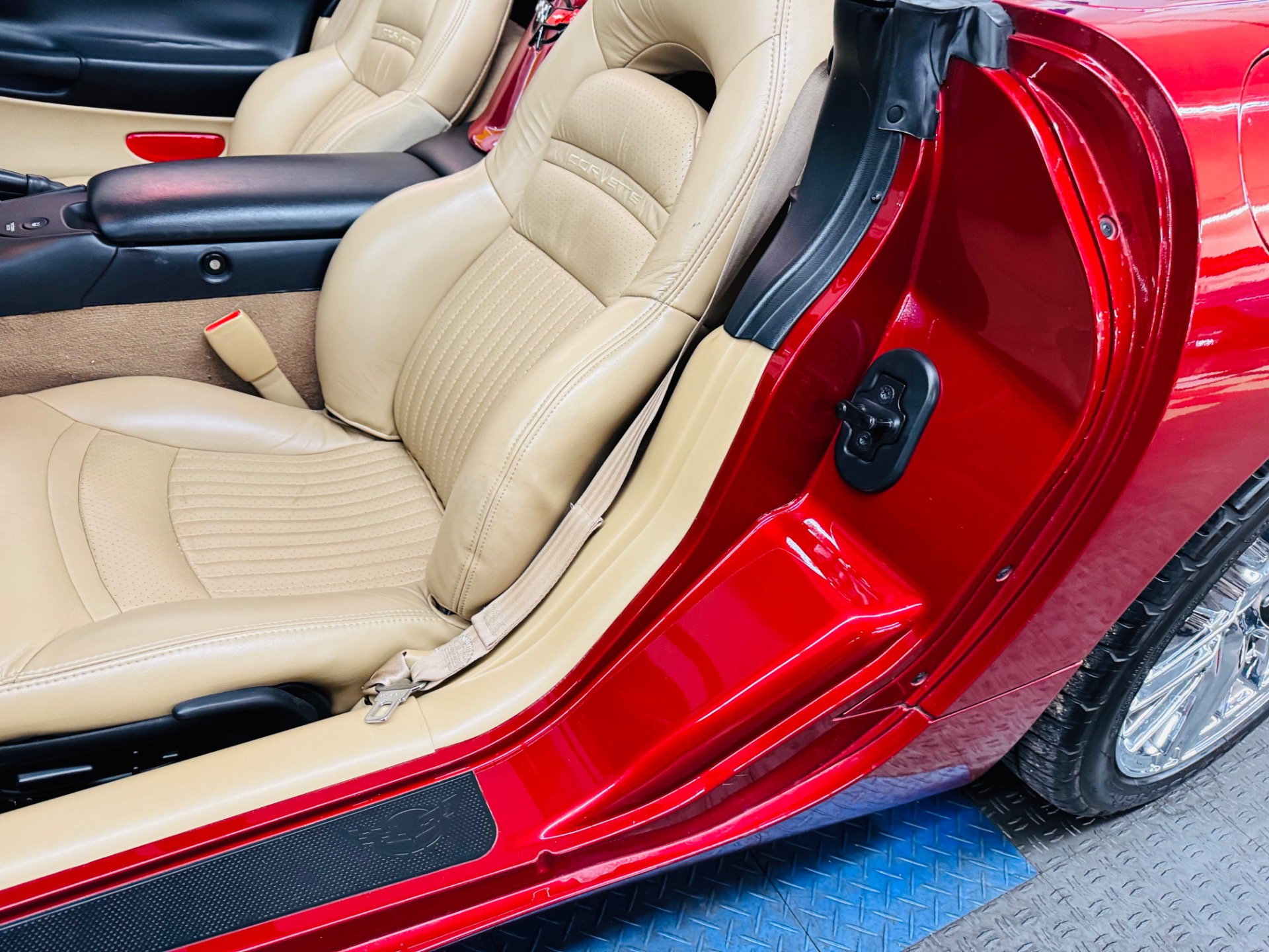 1999 Chevrolet Corvette 36
