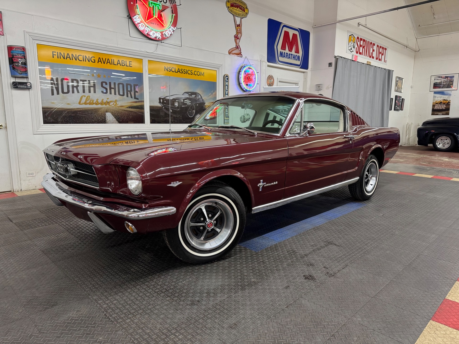 1965 Ford Mustang 2