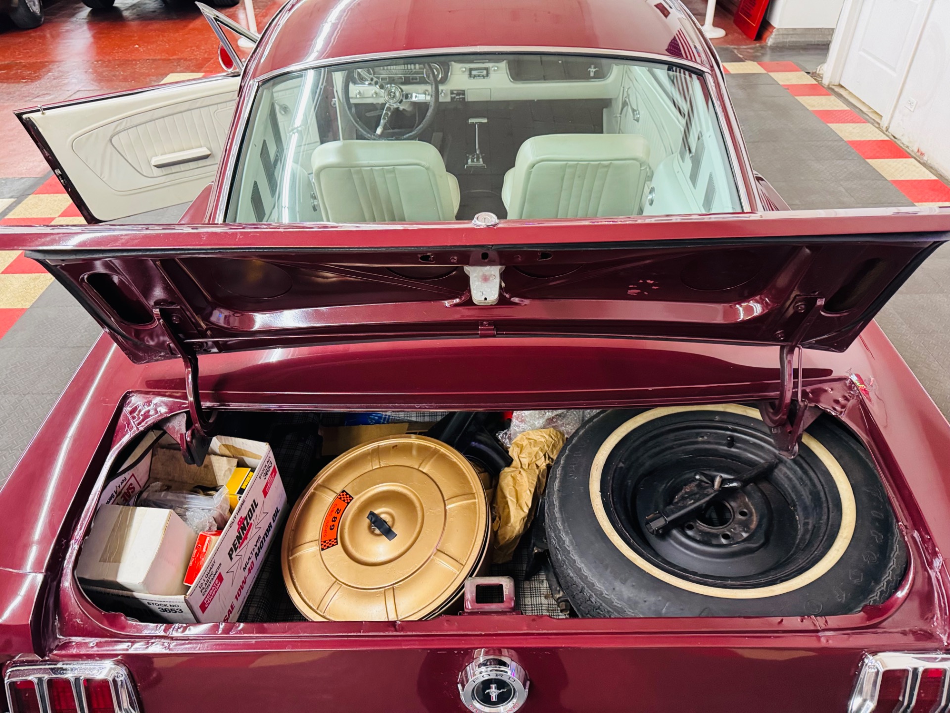 1965 Ford Mustang 48