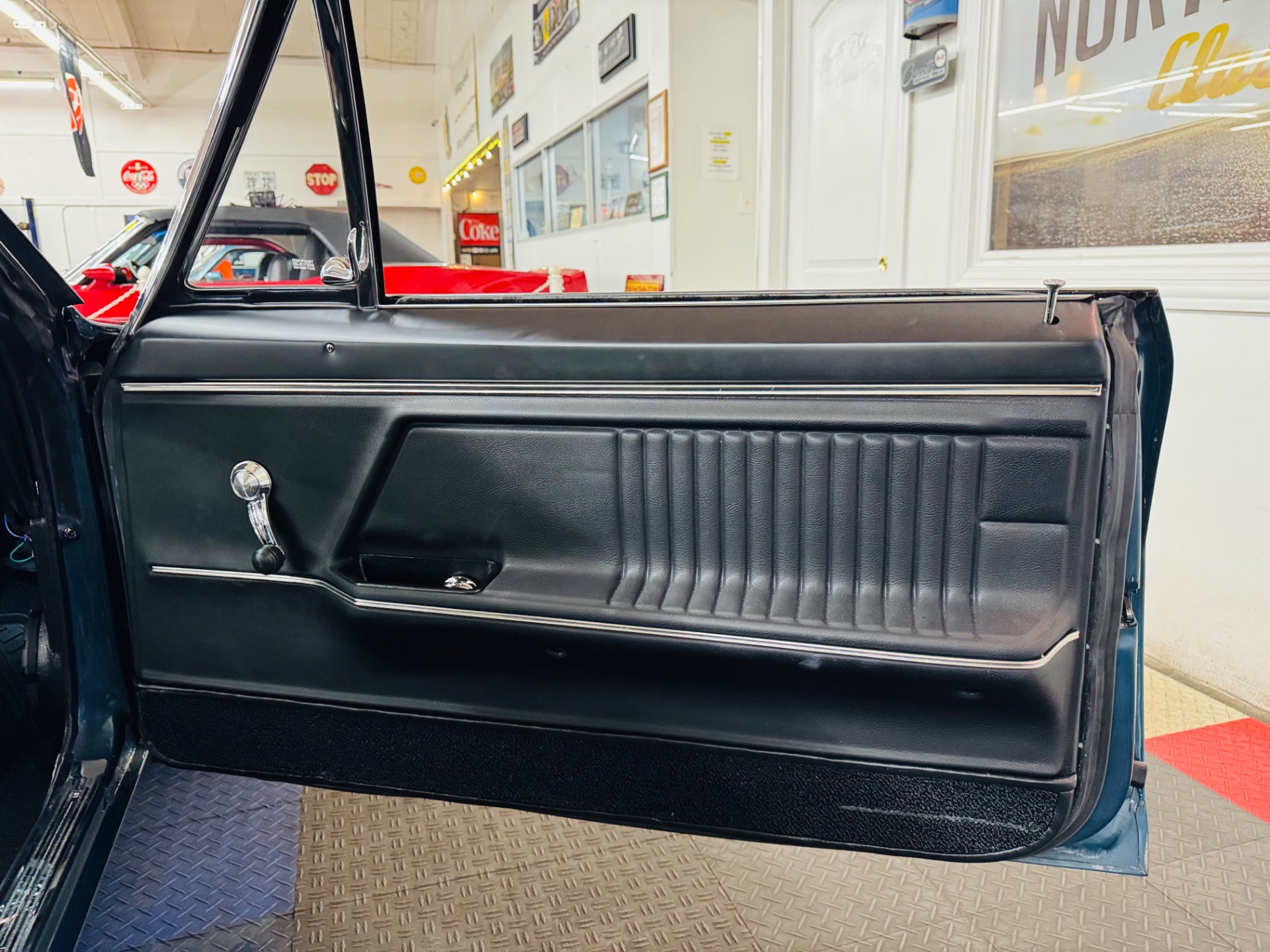 1967 Chevrolet Camaro 45