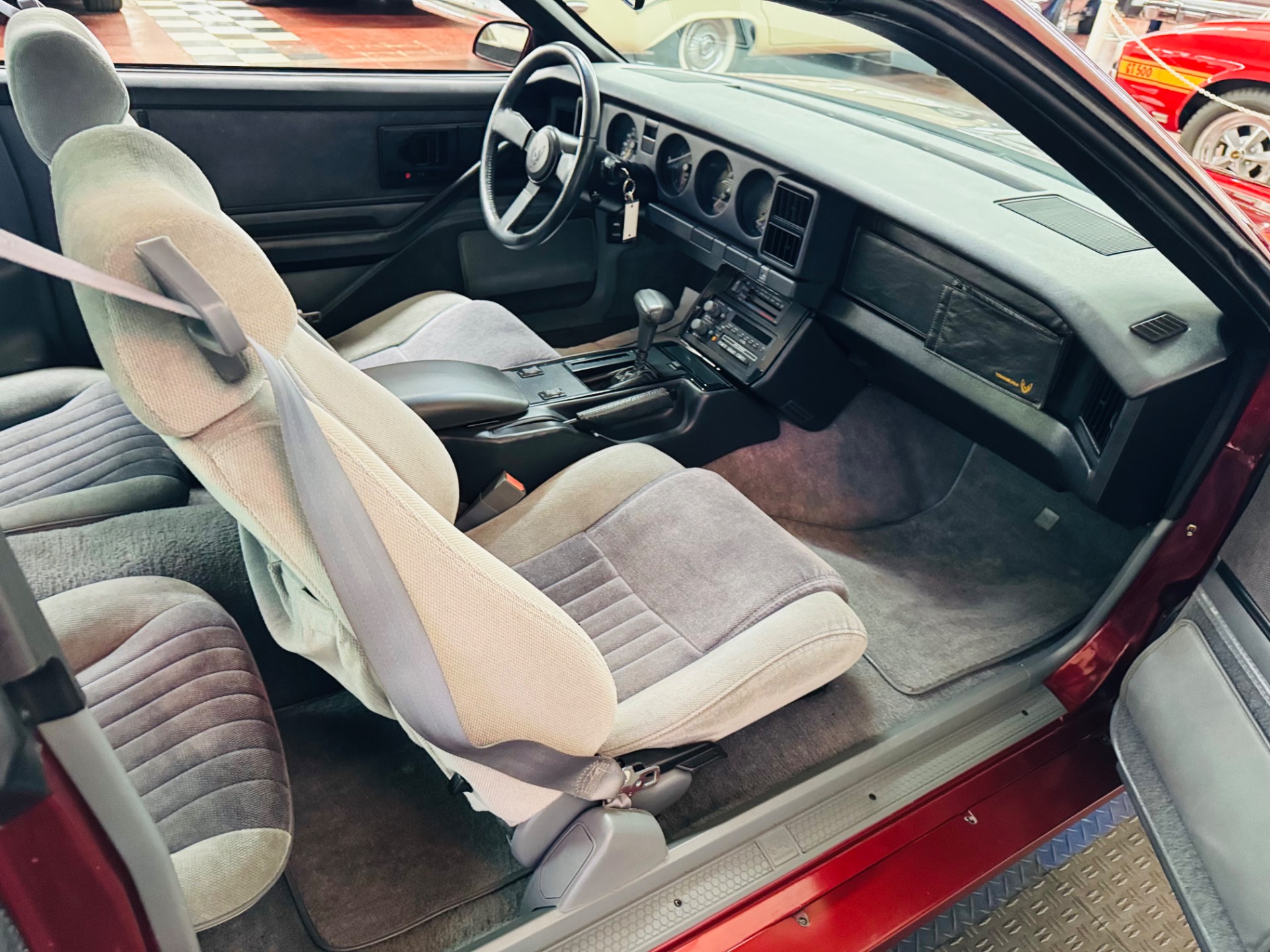 1986 Pontiac Firebird 39