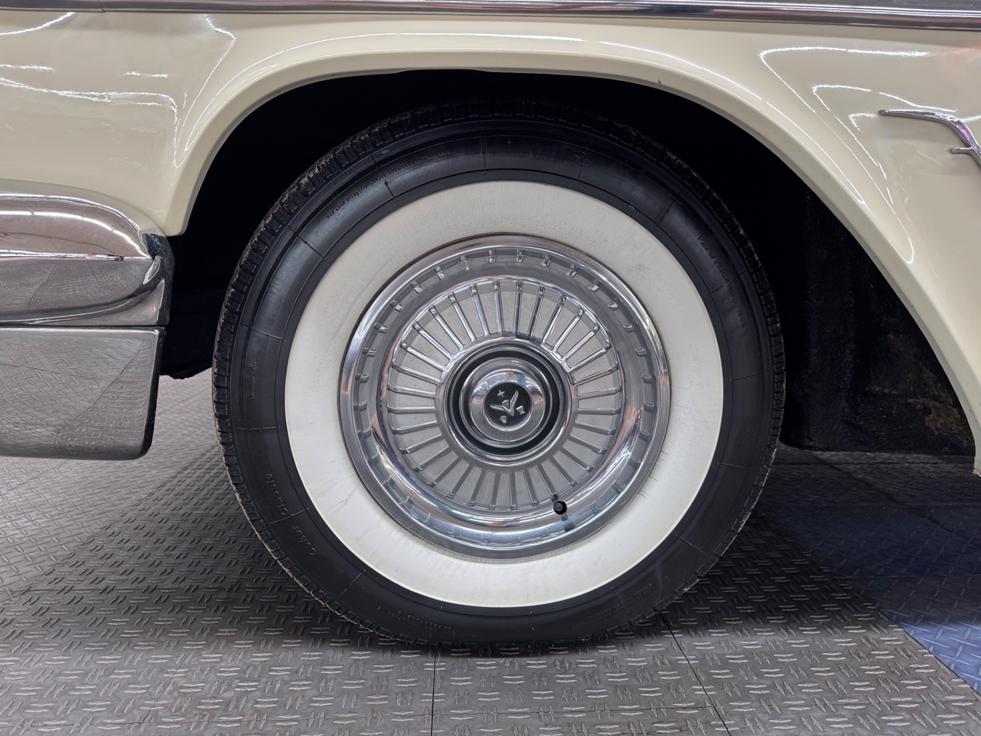 1959 Desoto Firedome 29