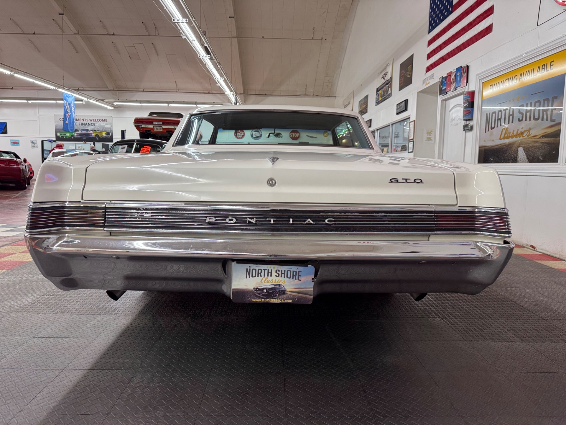 1965 Pontiac GTO 12