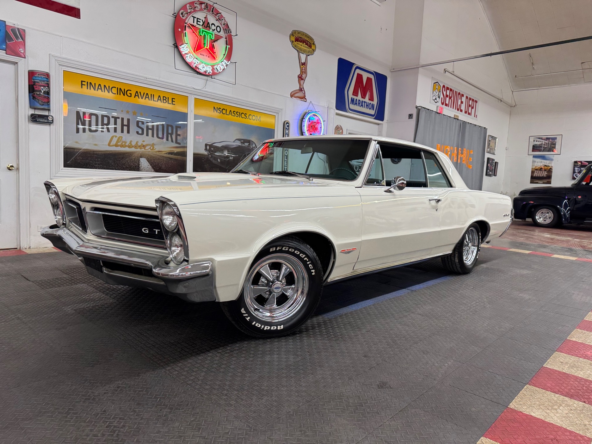 1965 Pontiac GTO 2