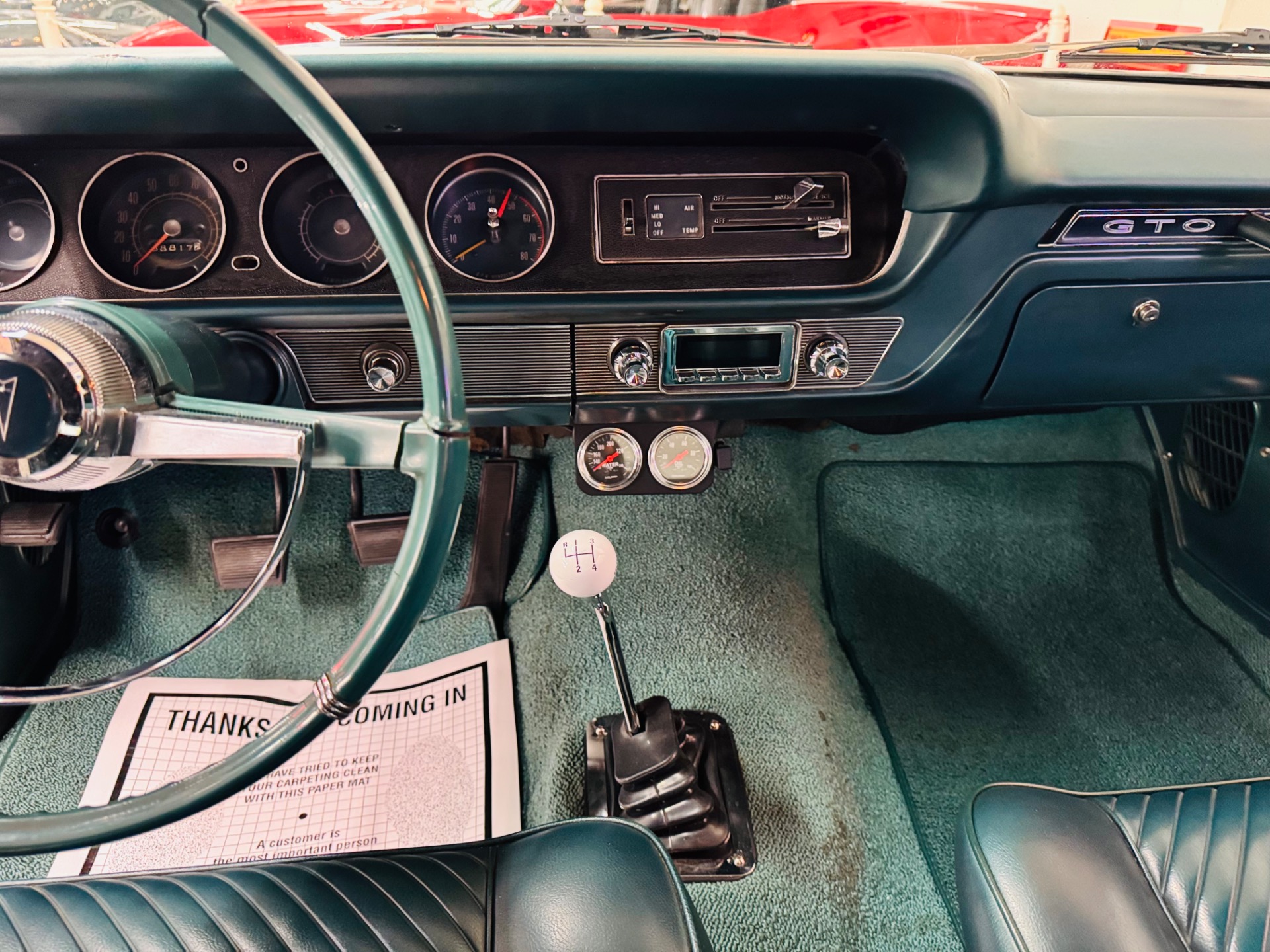 1965 Pontiac GTO 36