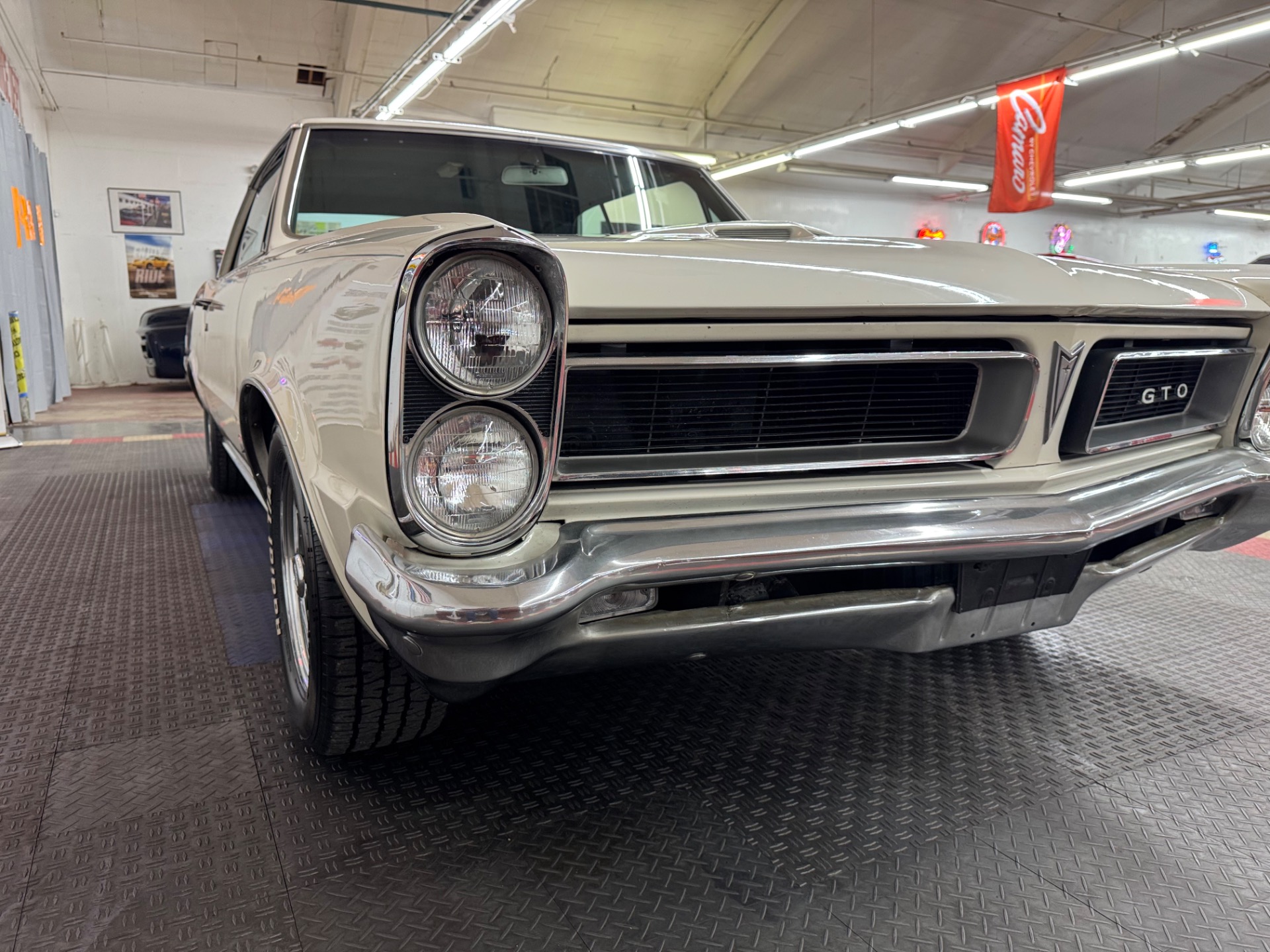 1965 Pontiac GTO 7