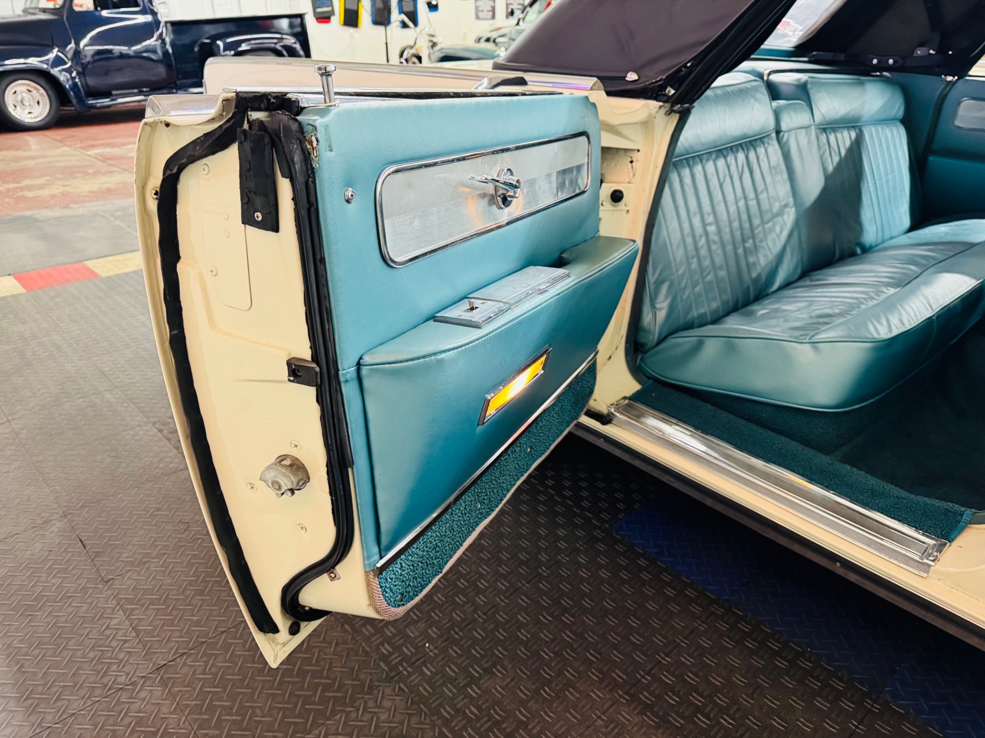Used 1961 Lincoln Continental Convertible Suicide Doors-SEE VIDEO | Mundelein, IL