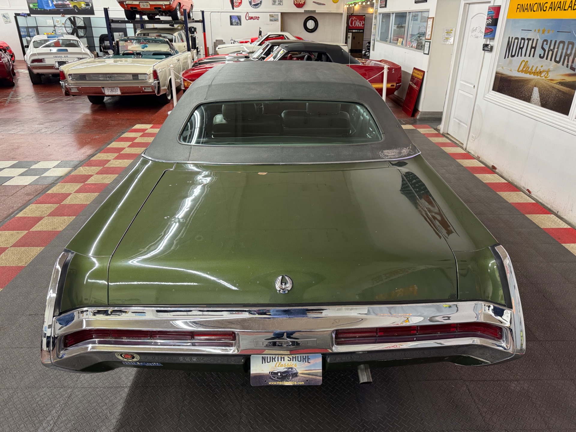 1969 Chrysler Imperial 11