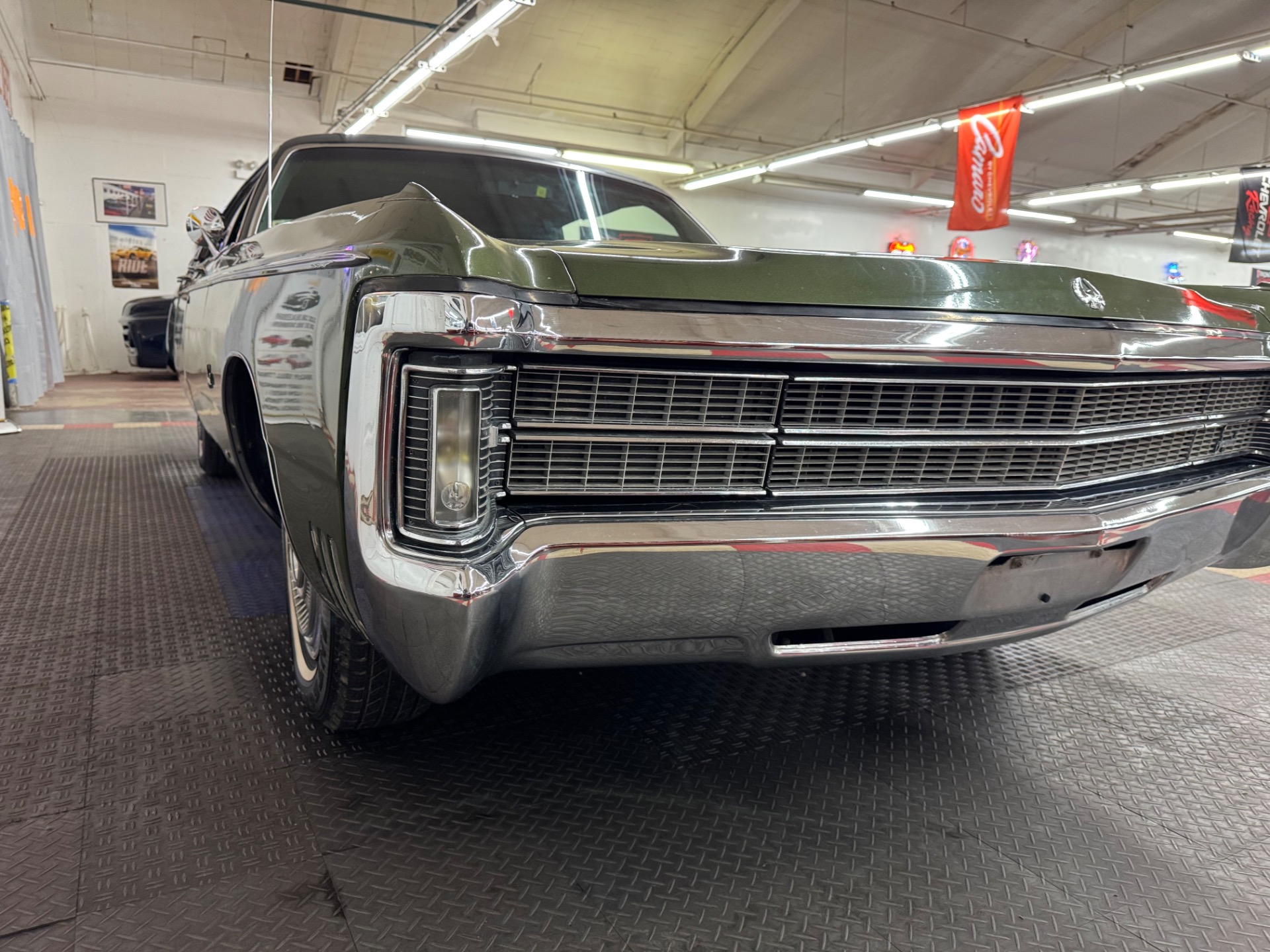 1969 Chrysler Imperial 7