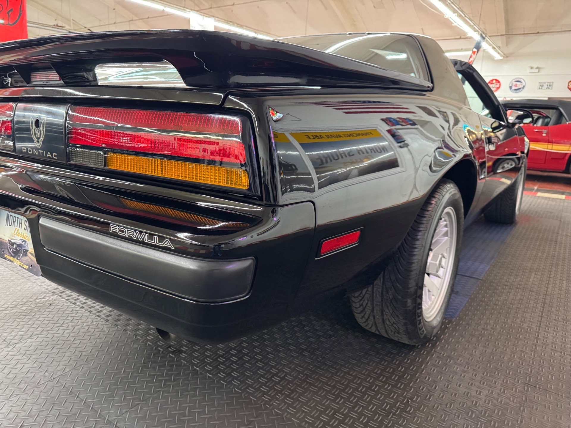 1989 Pontiac Firebird 32