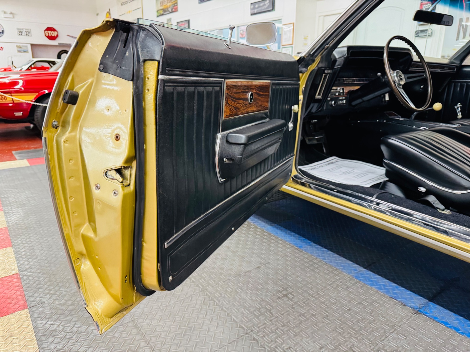 Used 1969 Chevrolet Impala -SUPER SPORT - 427 BBC ENGINE - 4 SPEED MANUAL -SEE VIDEO | Mundelein, IL