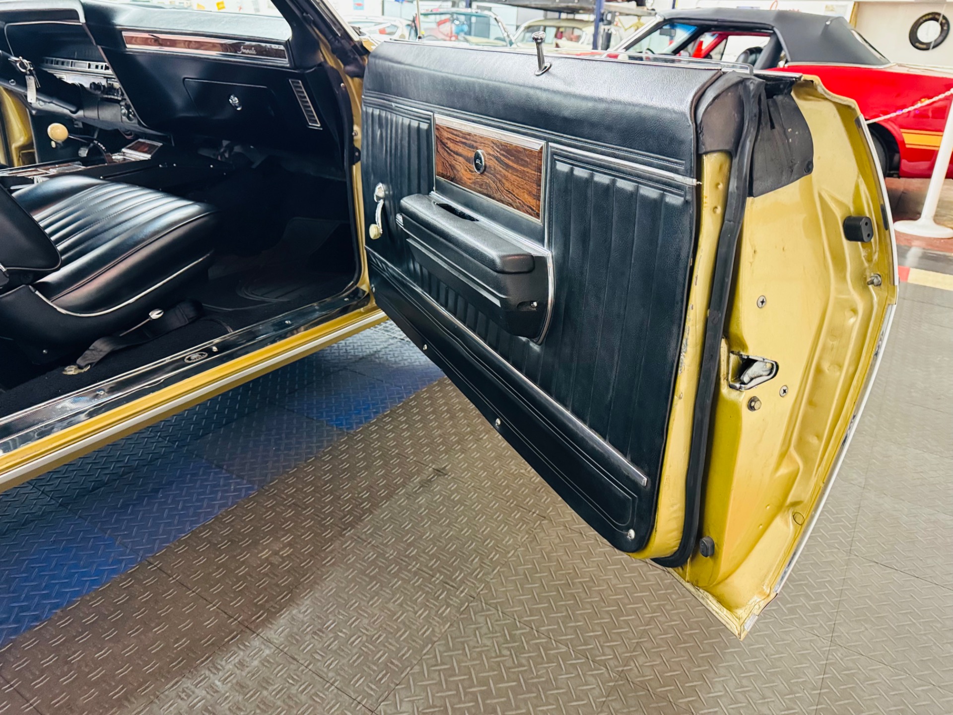 Used 1969 Chevrolet Impala -SUPER SPORT - 427 BBC ENGINE - 4 SPEED MANUAL -SEE VIDEO | Mundelein, IL