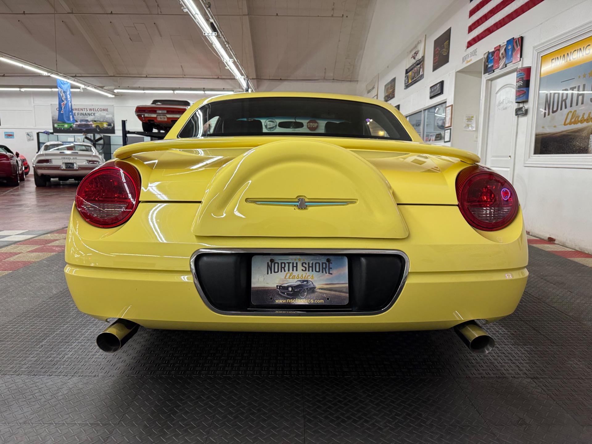 2002 Ford Thunderbird 12