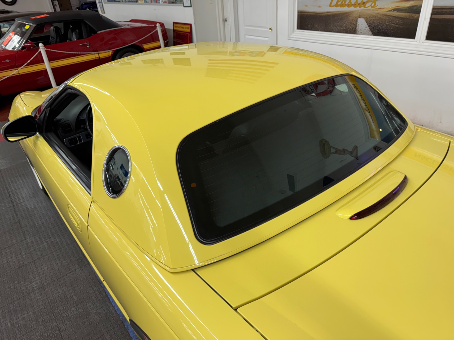 2002 Ford Thunderbird 14