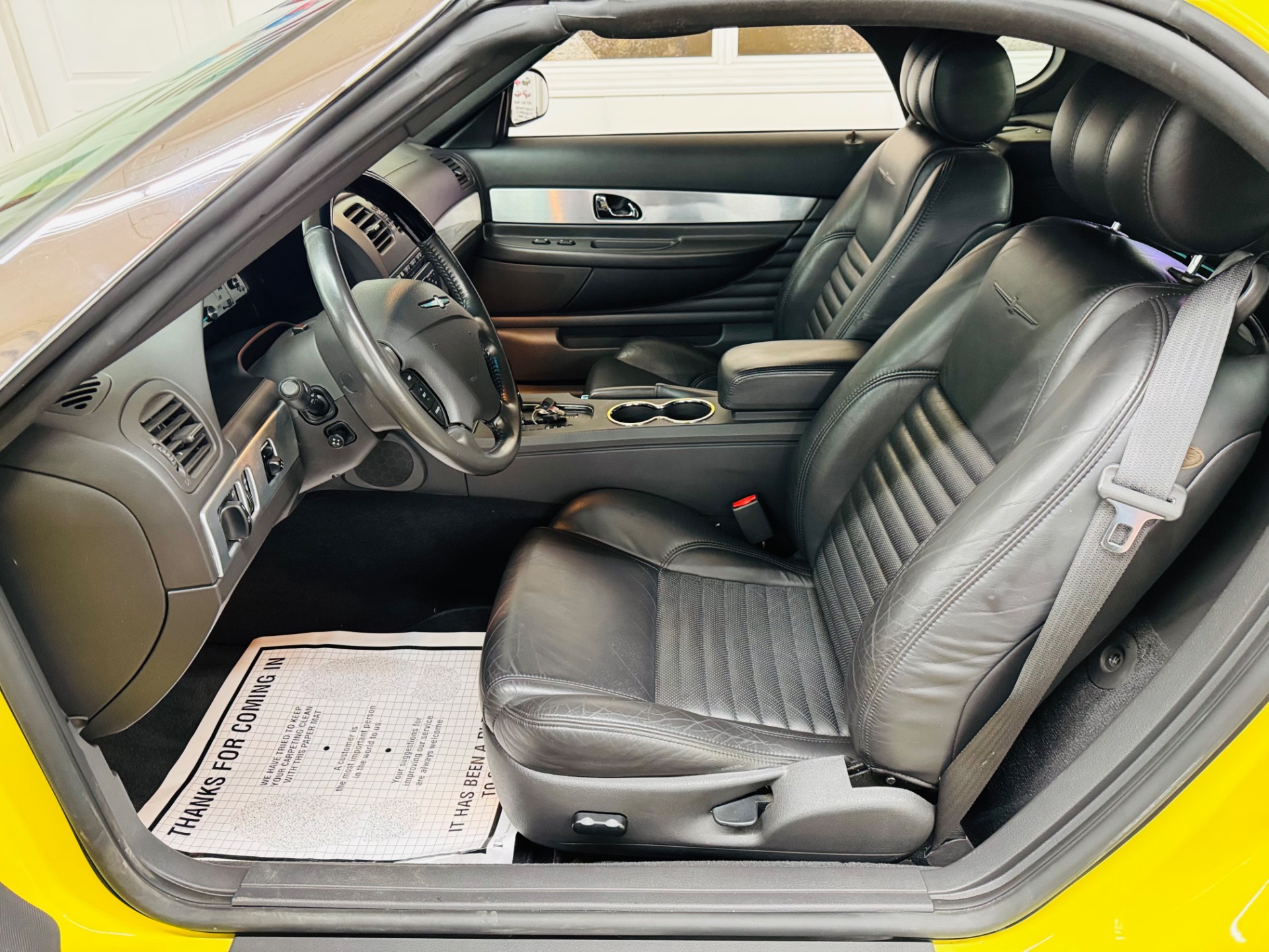 2002 Ford Thunderbird 35