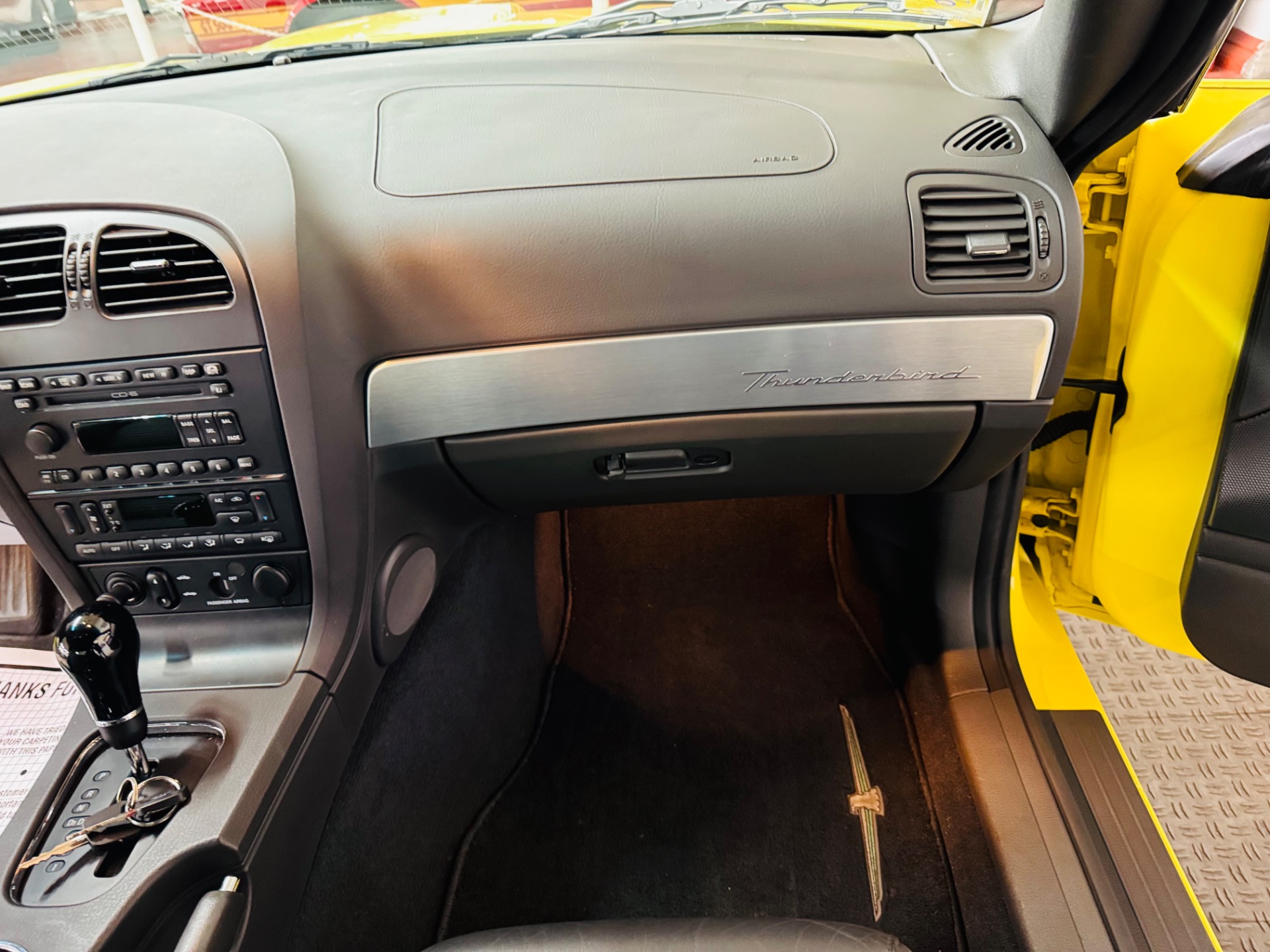 2002 Ford Thunderbird 46