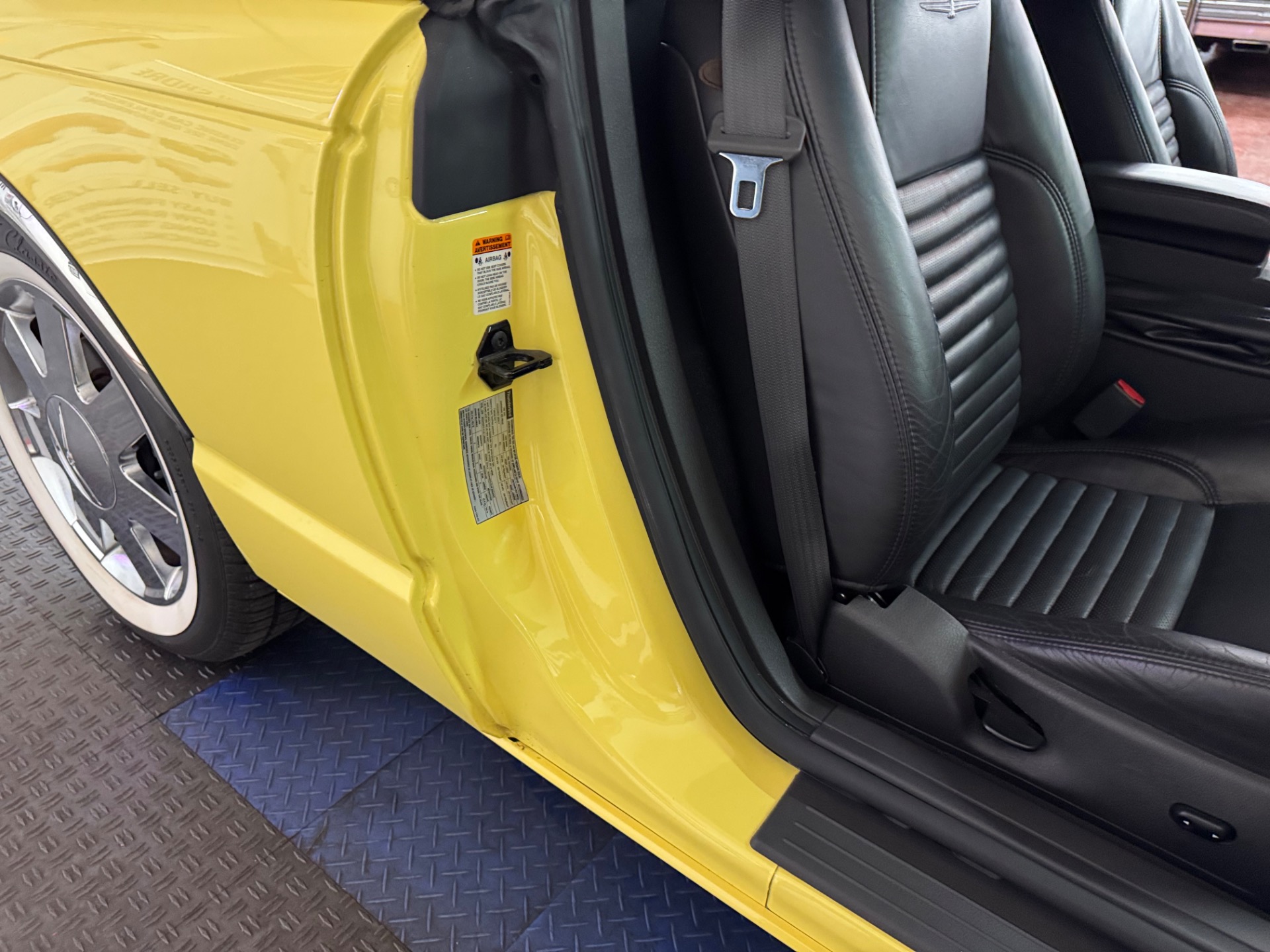 2002 Ford Thunderbird 49