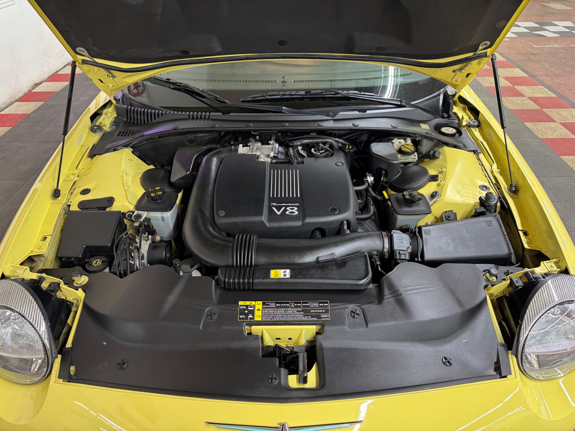 2002 Ford Thunderbird 57