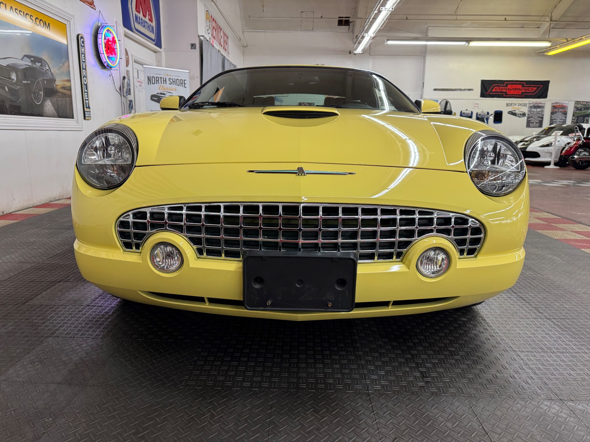 2002 Ford Thunderbird 6