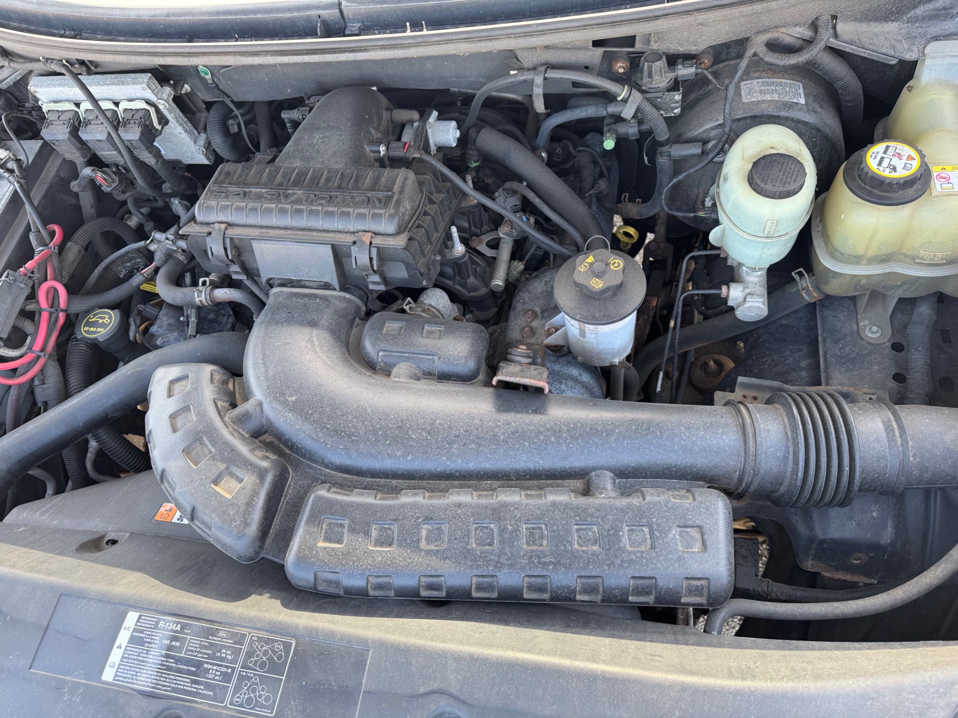 2005 Ford F-150 43
