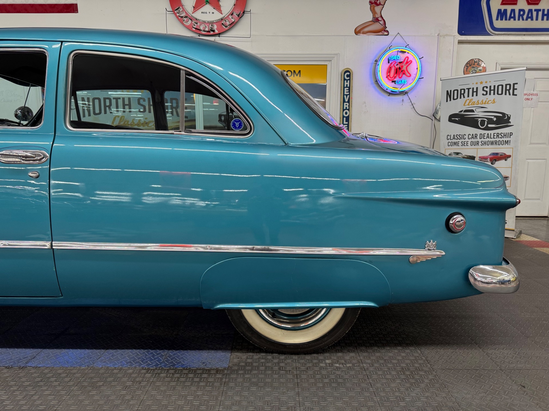 1949 FORD CUSTOM 24