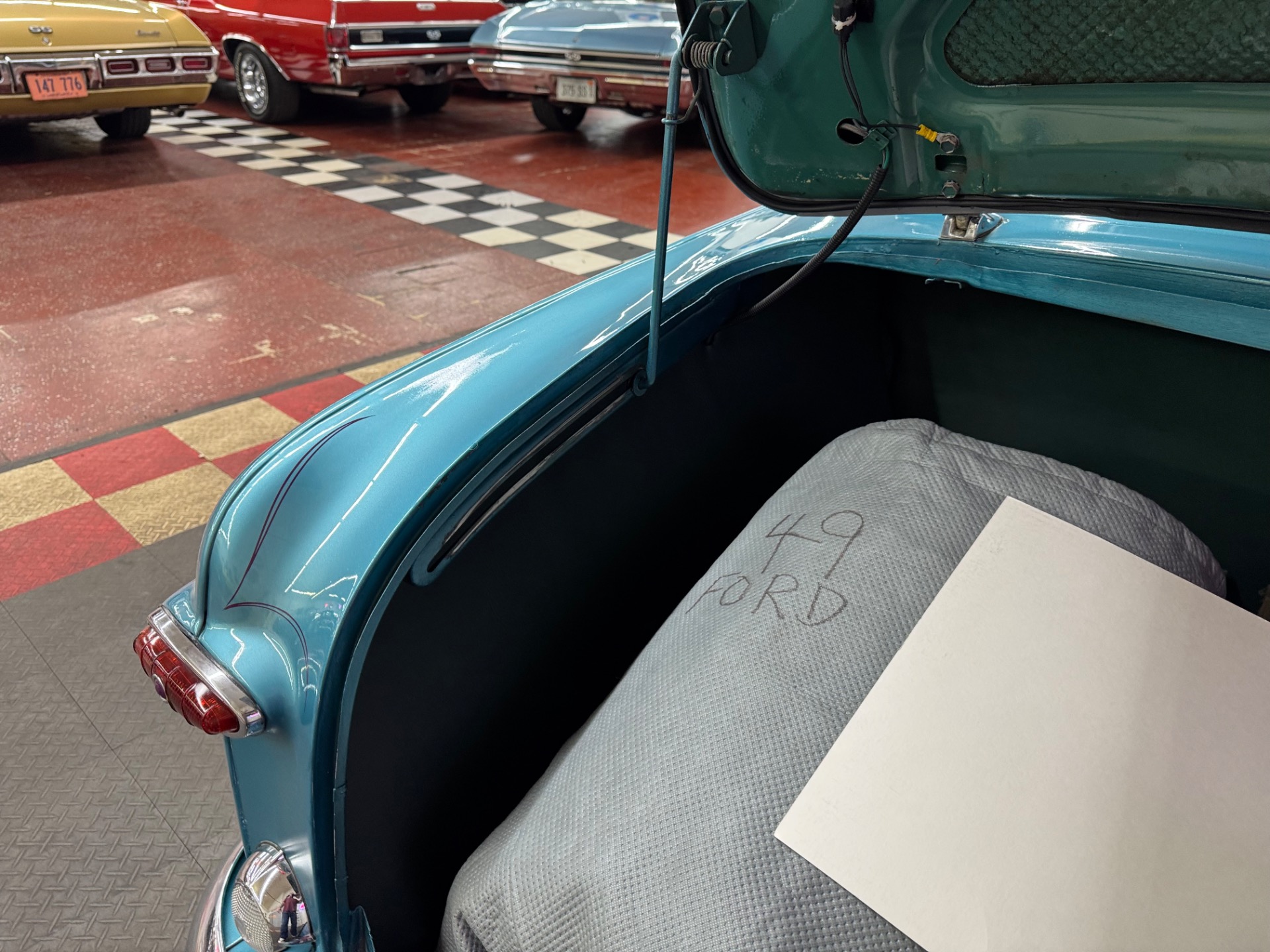1949 FORD CUSTOM 51
