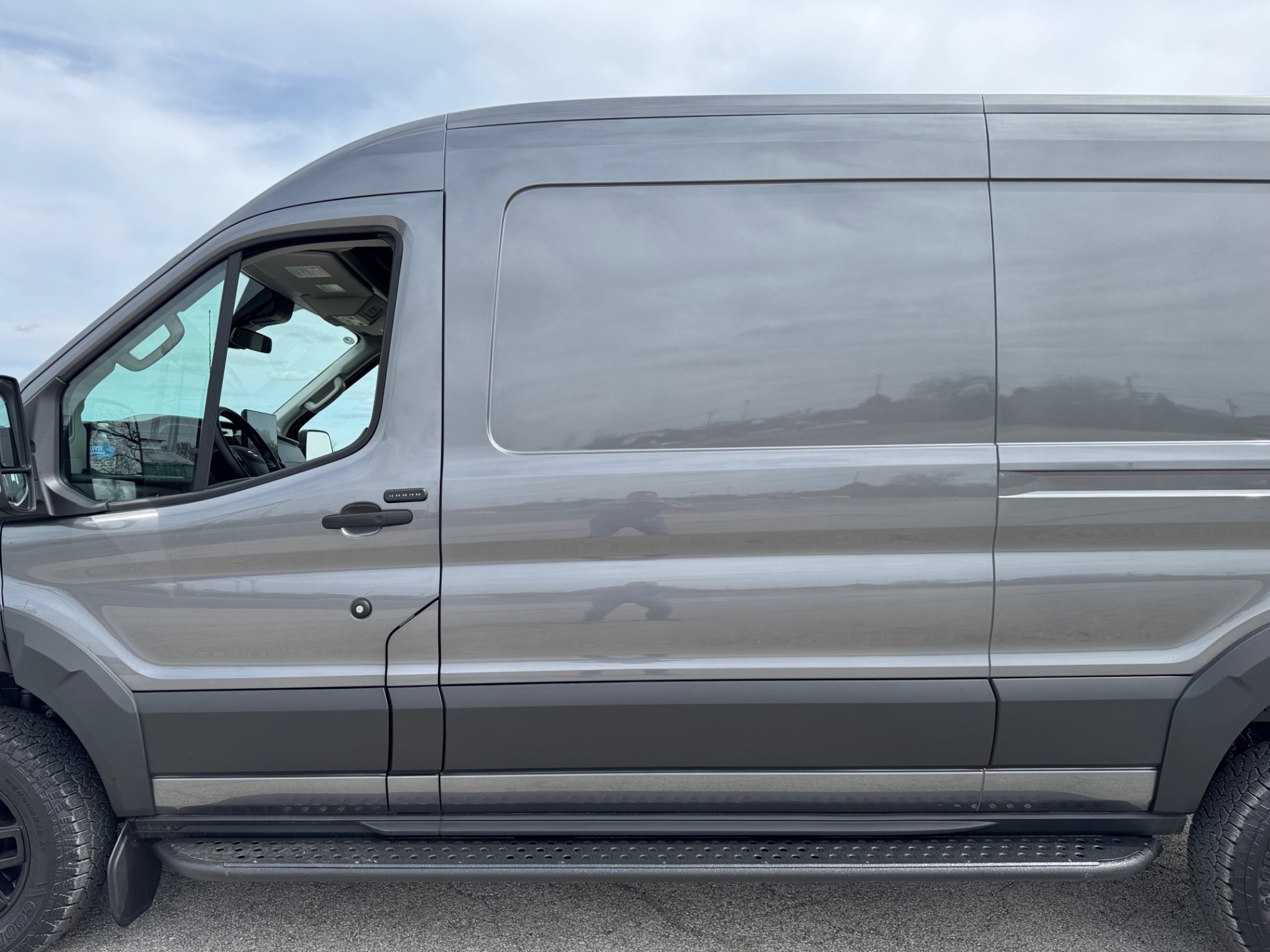 2023 Ford Transit Trail 20