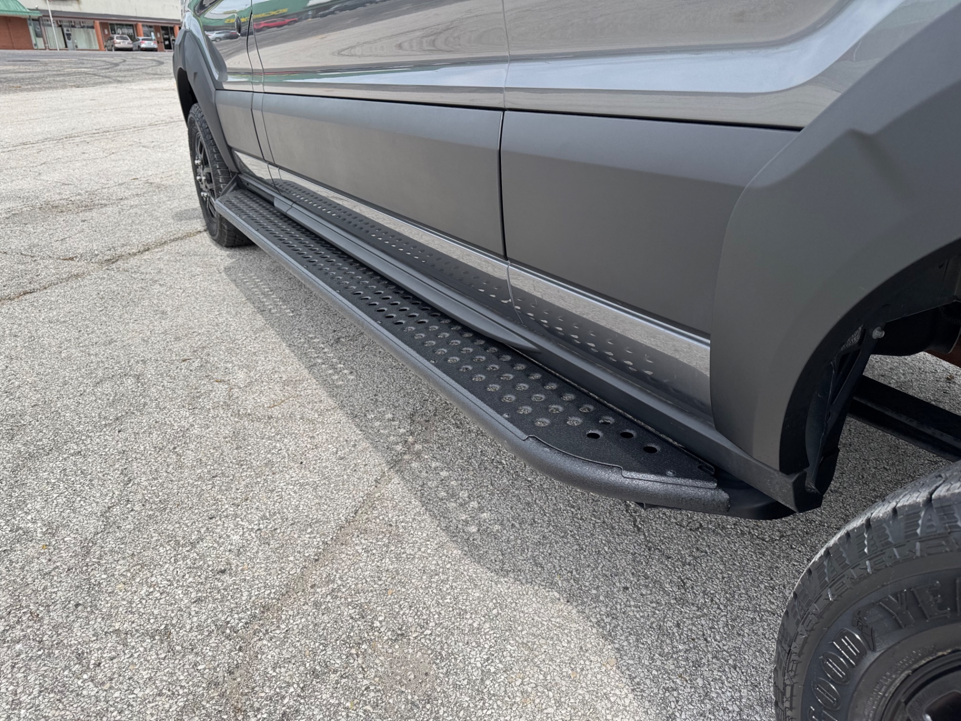 2023 Ford Transit Trail 25