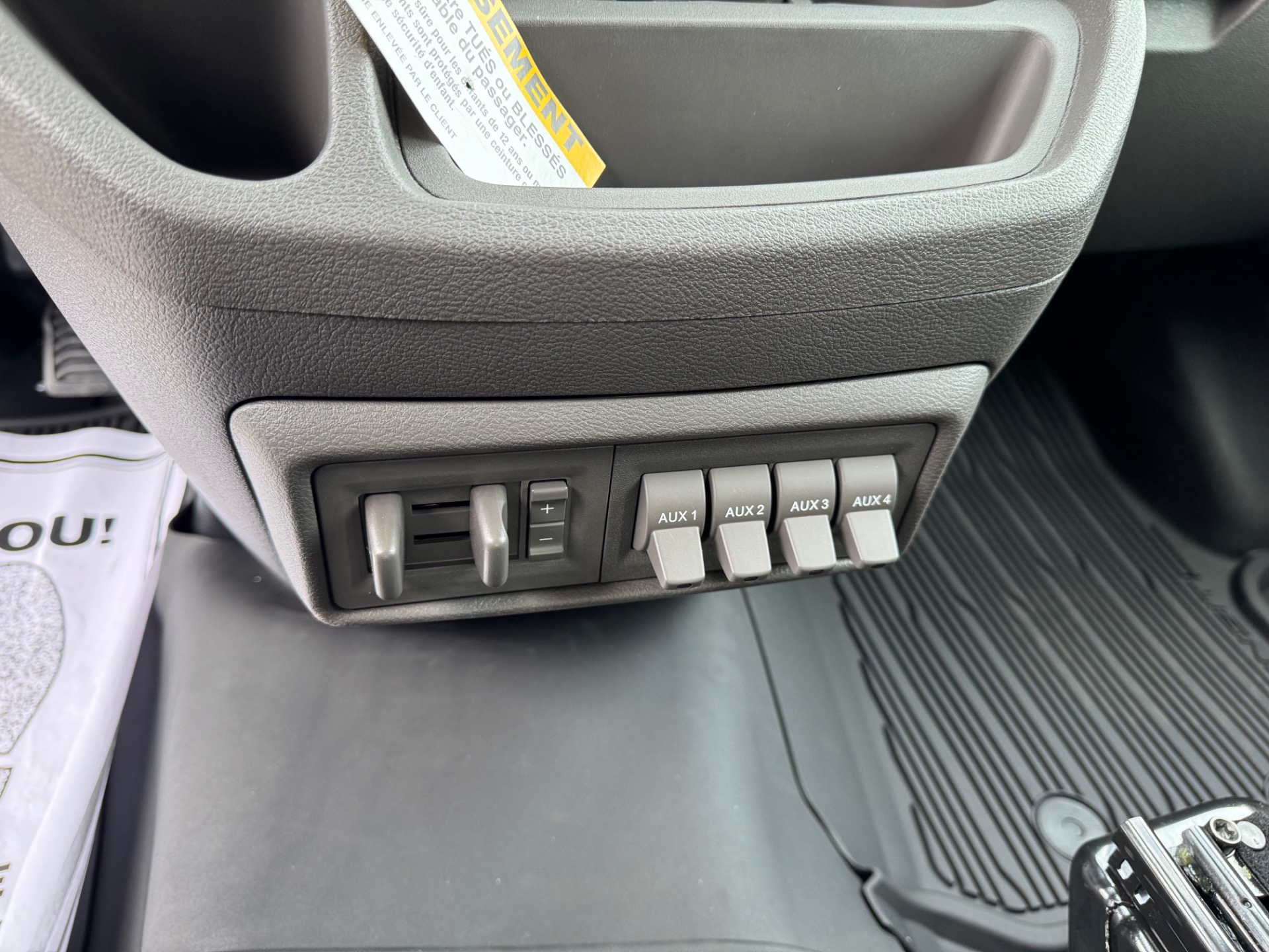 2023 Ford Transit Trail 39