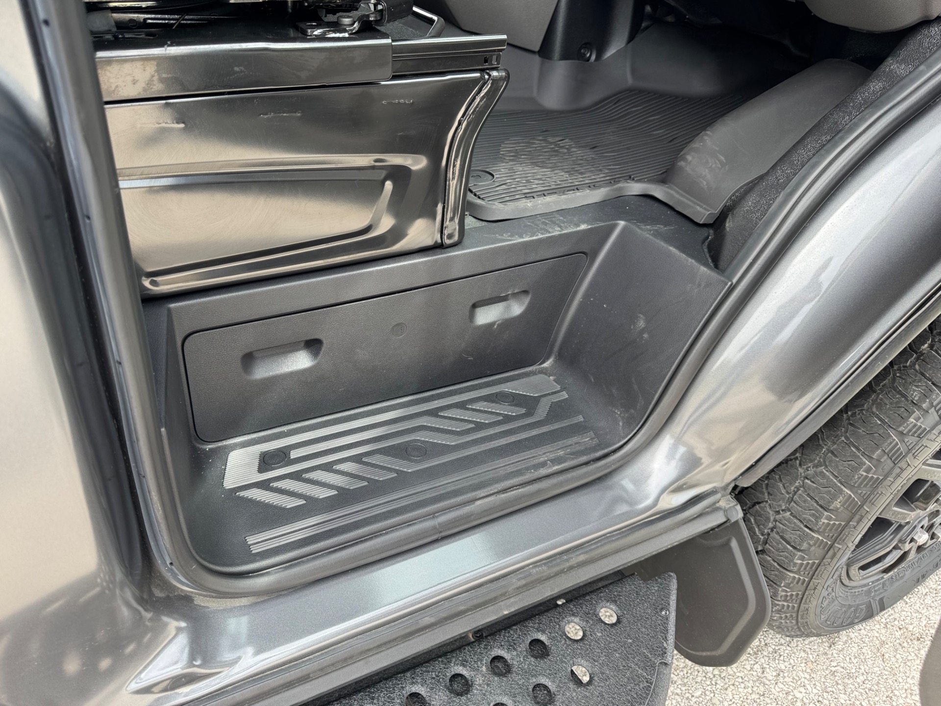 2023 Ford Transit Trail 46