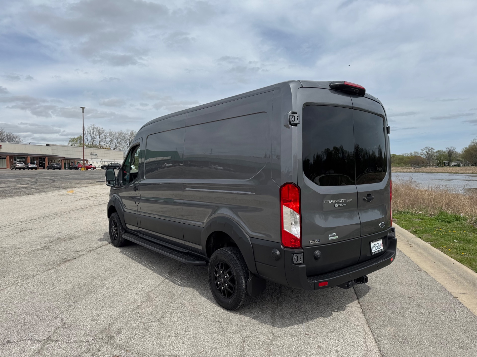 2023 Ford Transit Trail 4