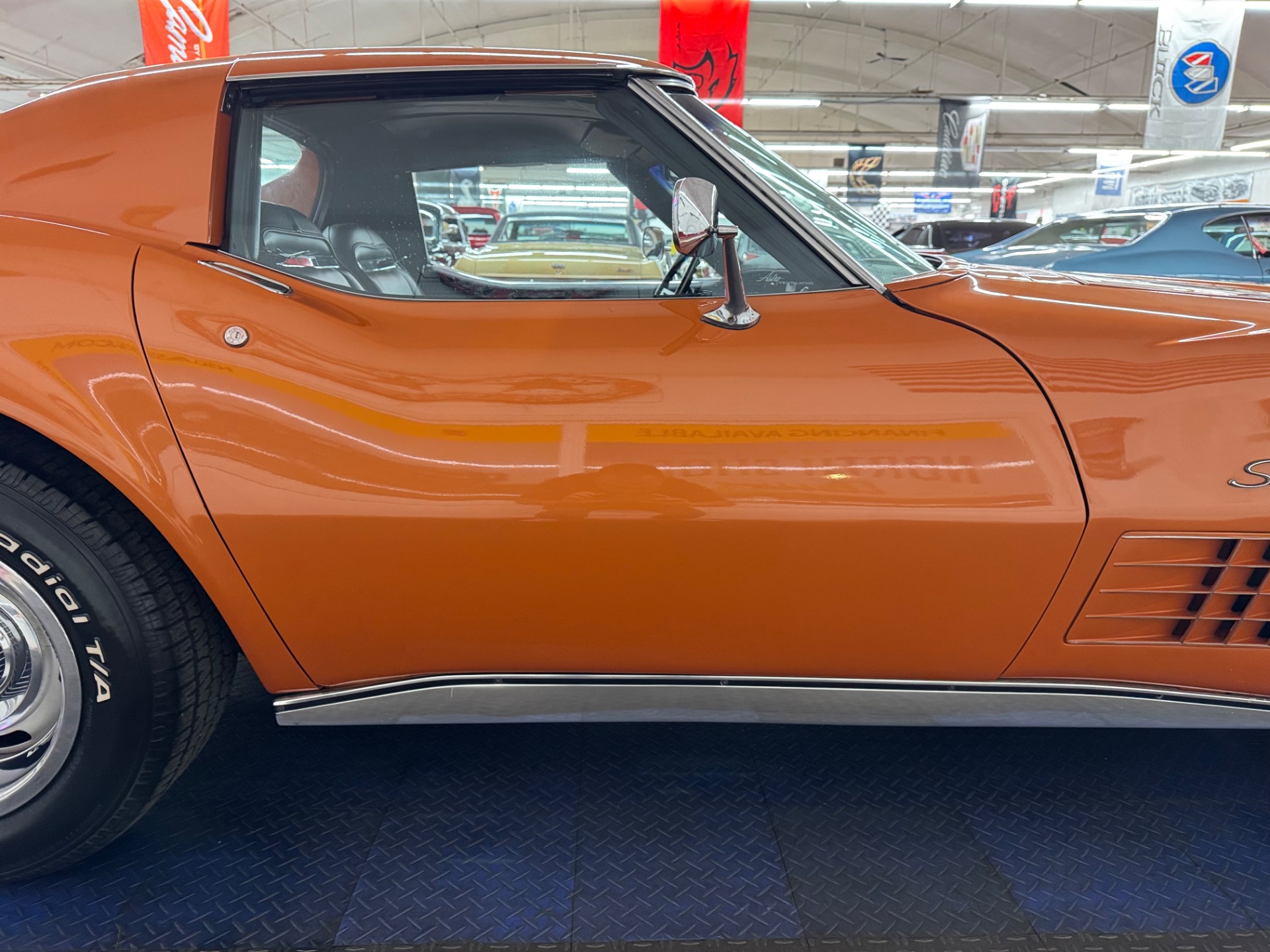 1972 Chevrolet Corvette 25