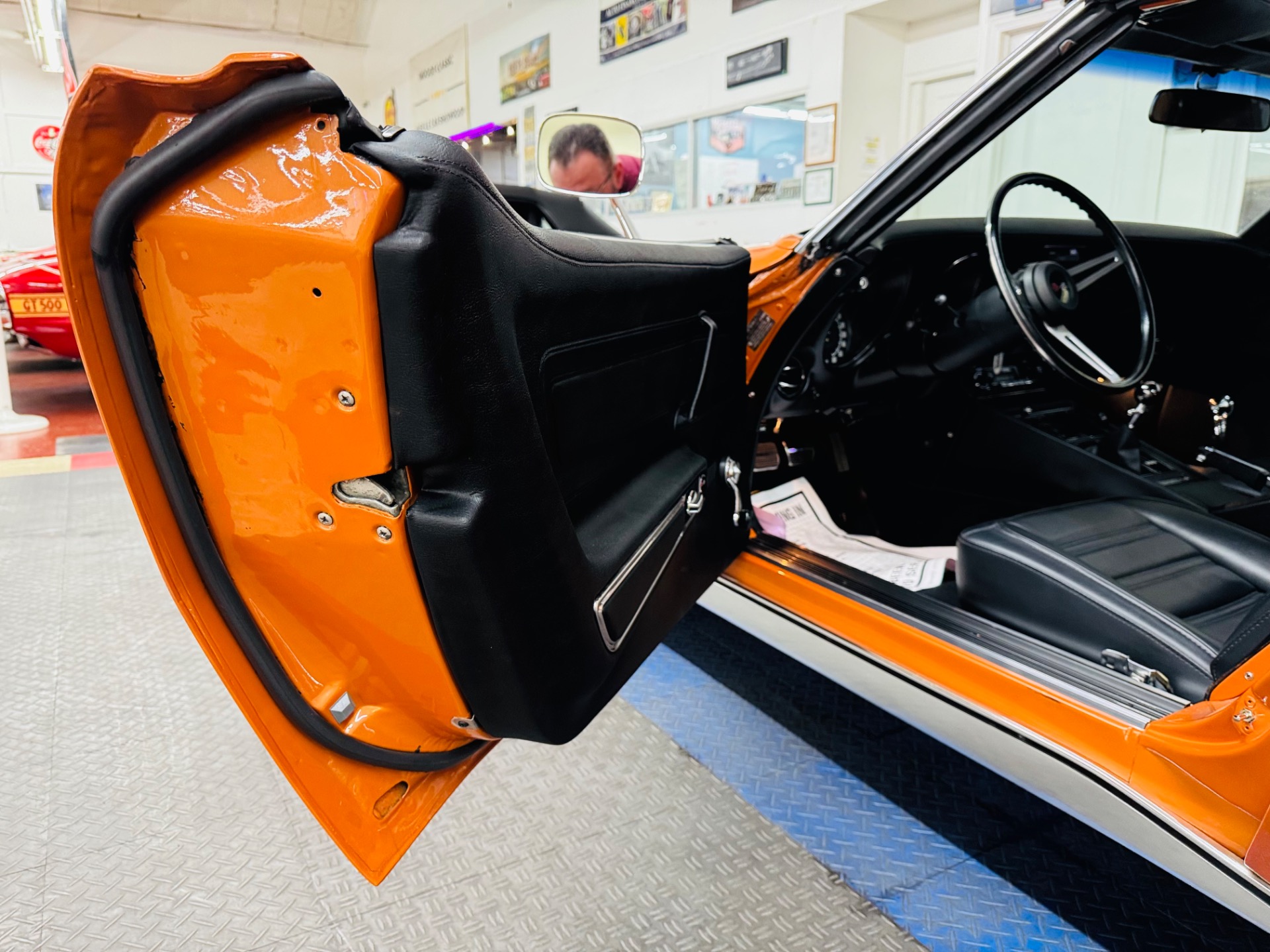 1972 Chevrolet Corvette 33