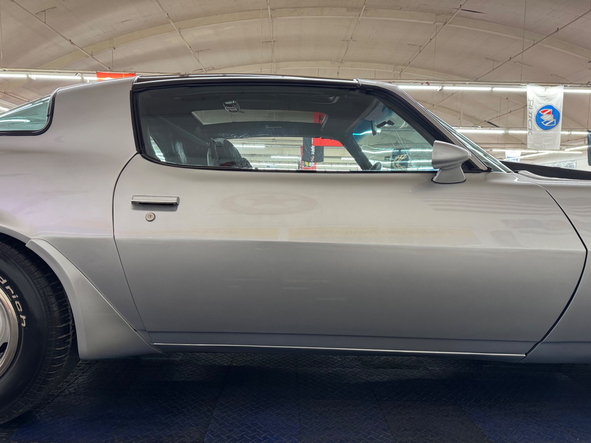 1981 Chevrolet Camaro 29