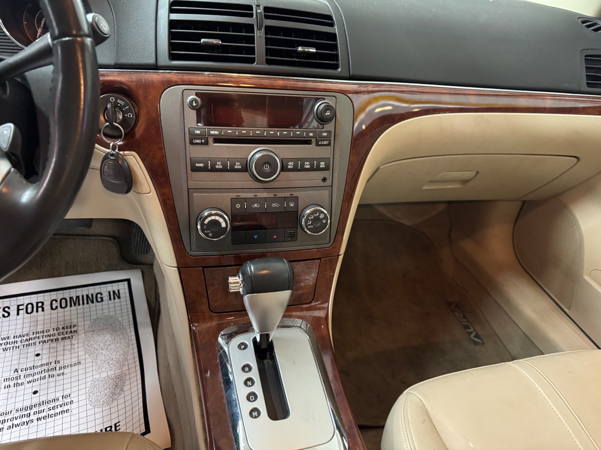 2008 Saturn Aura XR 34