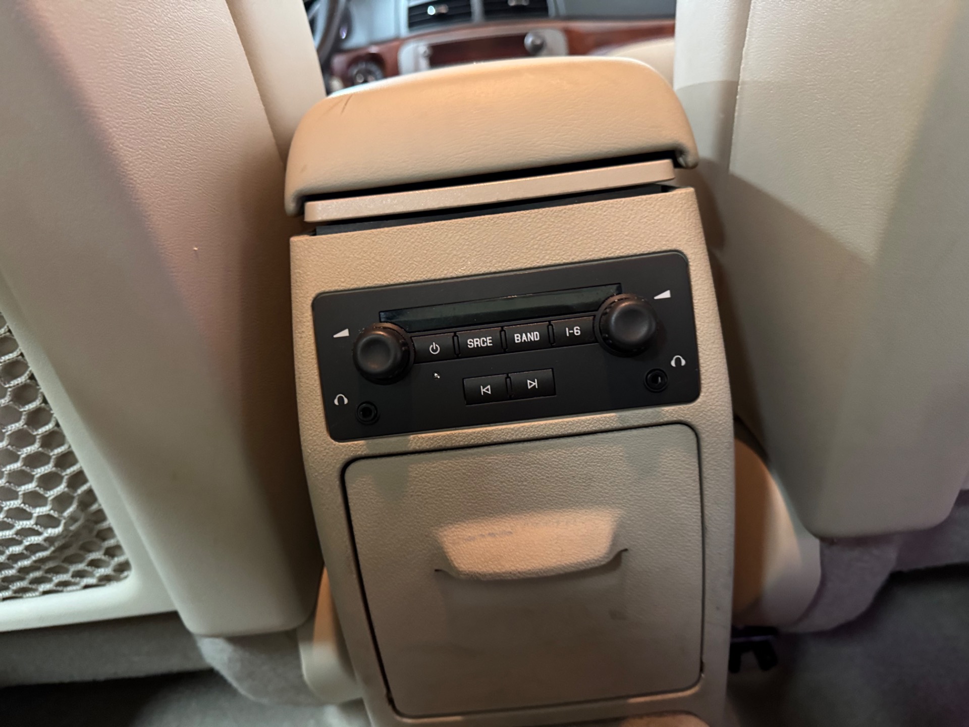 2008 Saturn Aura XR 43