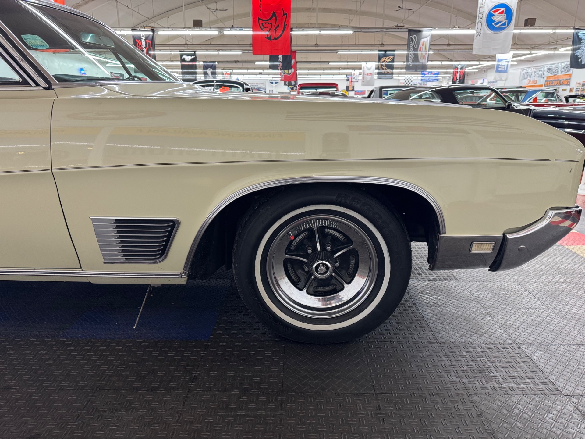 Used 1968 BUICK WILDCAT Great Driving Classic-SEE VIDEO | Mundelein, IL