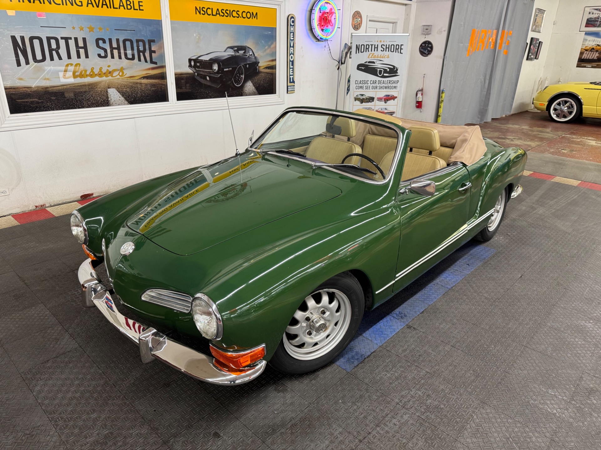 1971 volkswagen Karmann Ghia 1