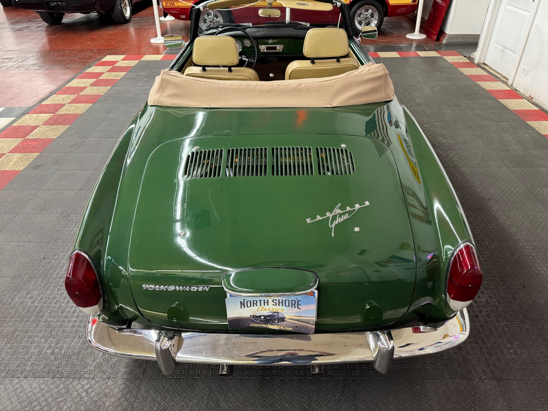 1971 volkswagen Karmann Ghia 15