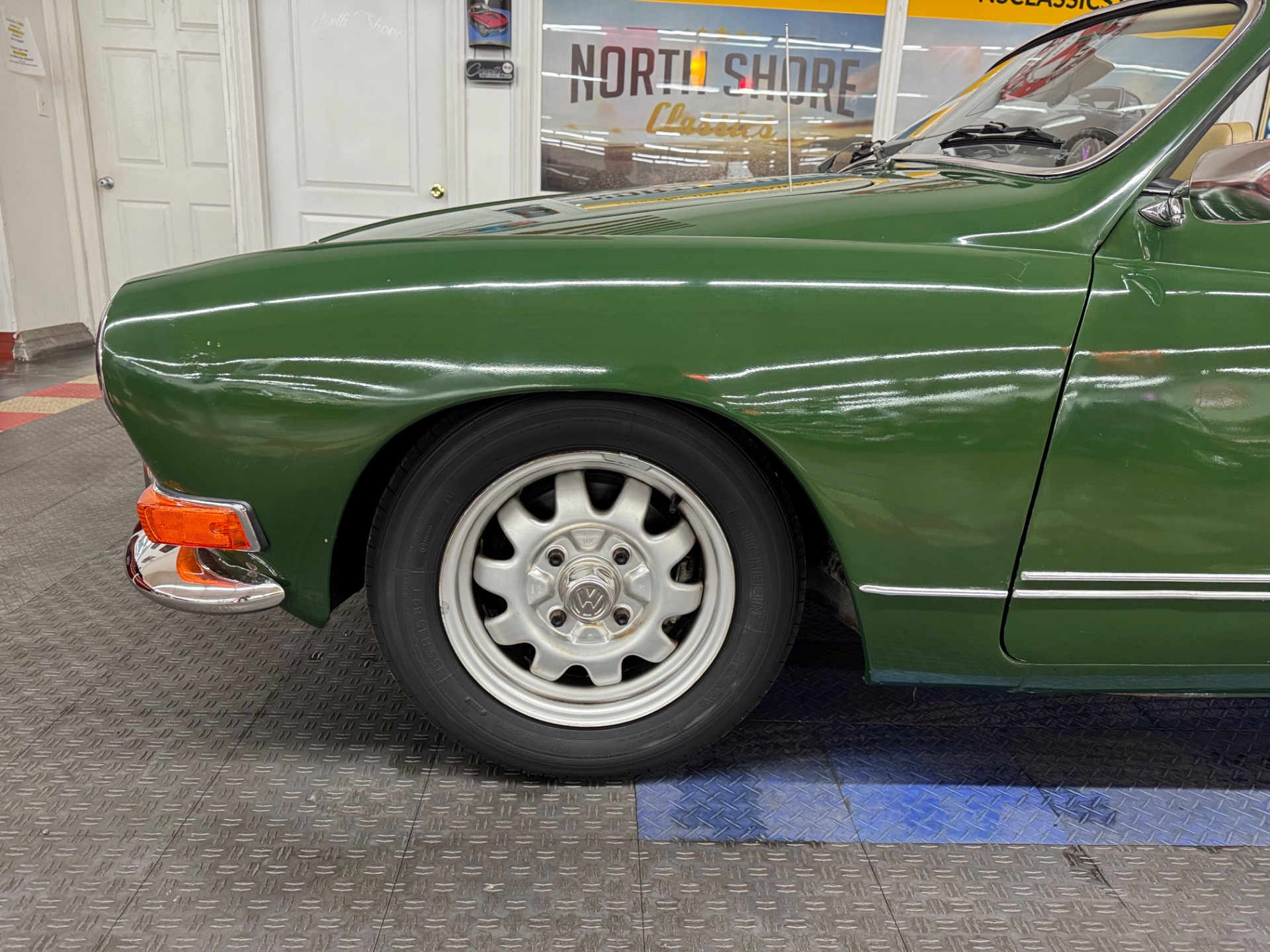 1971 volkswagen Karmann Ghia 20
