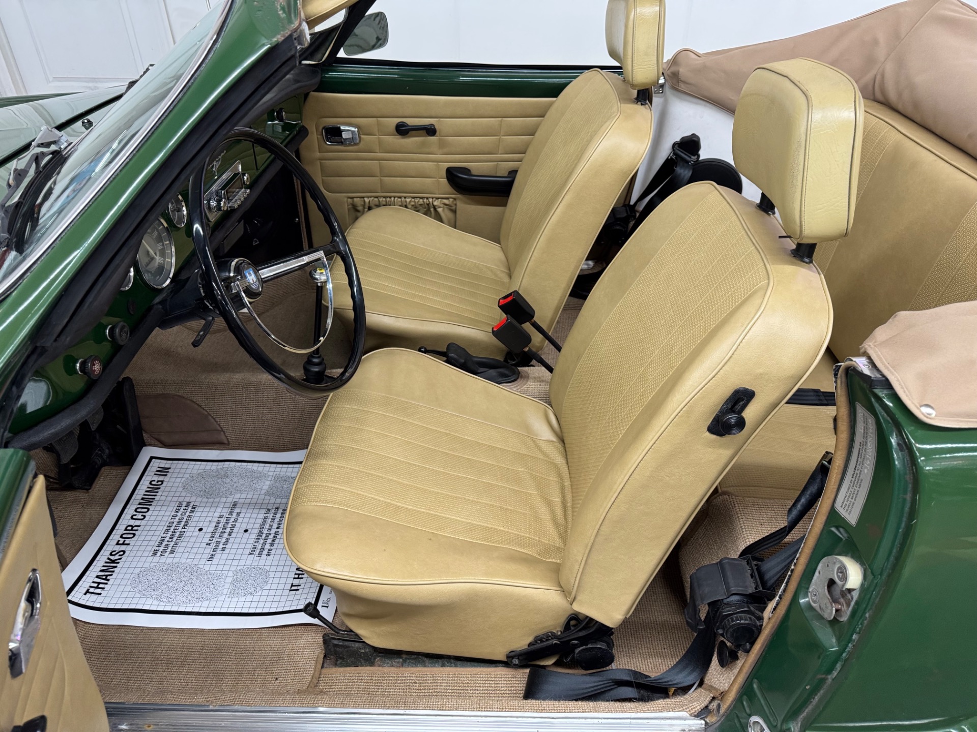 1971 volkswagen Karmann Ghia 28